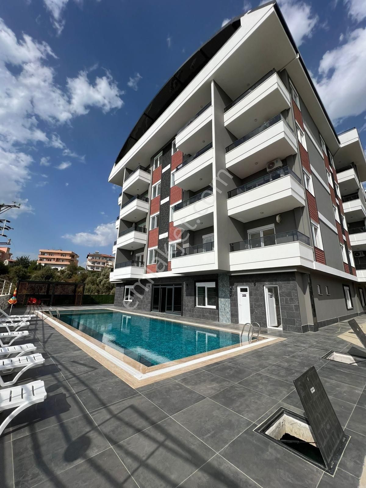 Alanya Payallar Satılık İskanlı 1+1 Daire