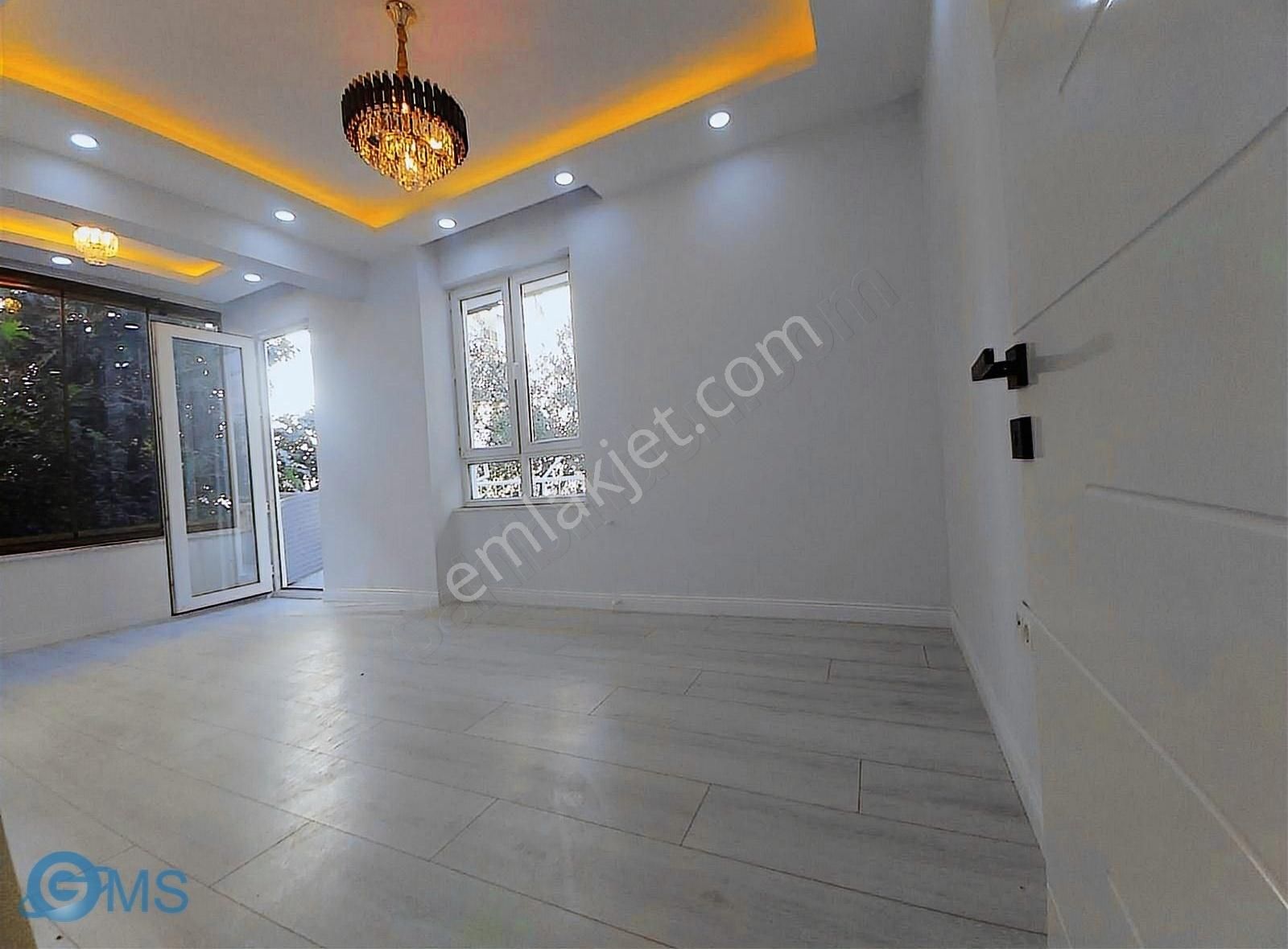Dokuma Ulus Mah.de 2+1 Arakat Geniş İçi Full Yapılıyaşam Fırsatı