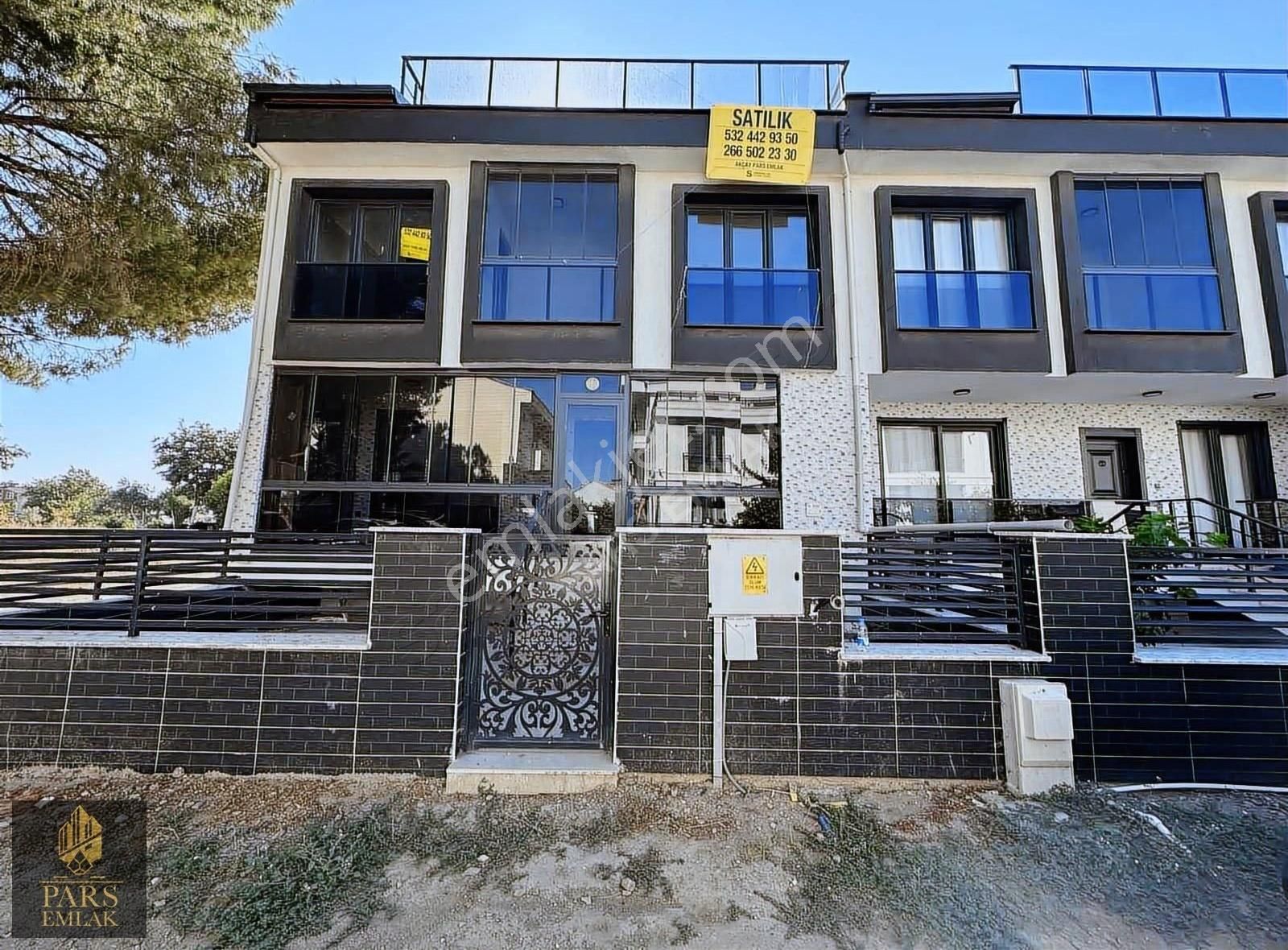 Sadece Parstan Edremit Hamidiyede Modern Tasarım 5+1 Villa