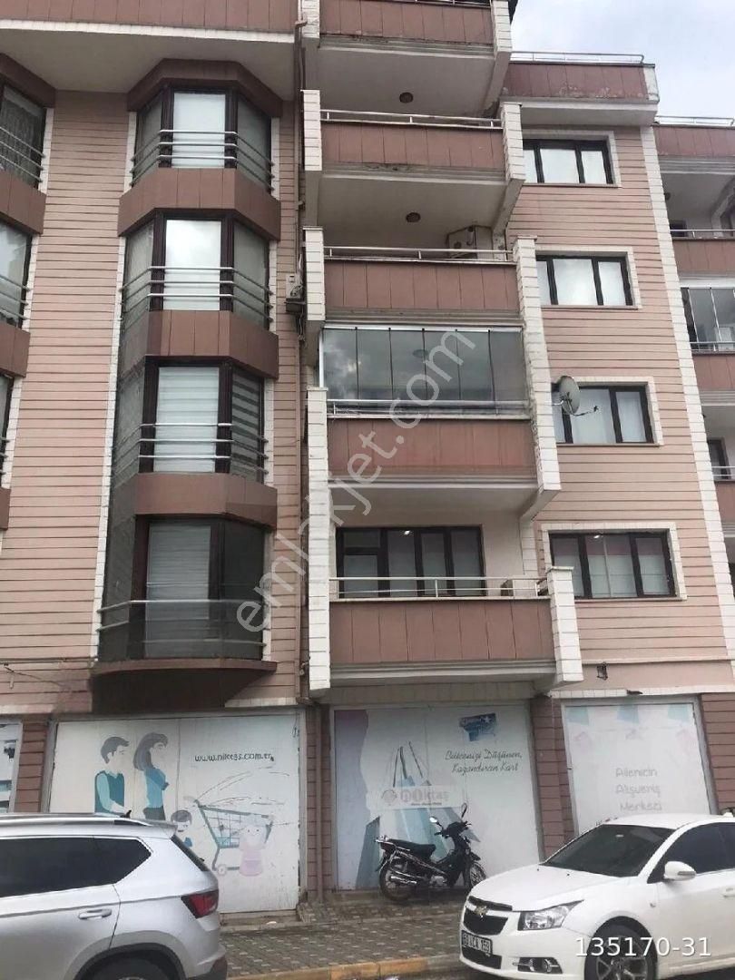 Niktaş Market'in Bulunduğu Binanın 2. Katındaki Evimiz Kiralıktır.