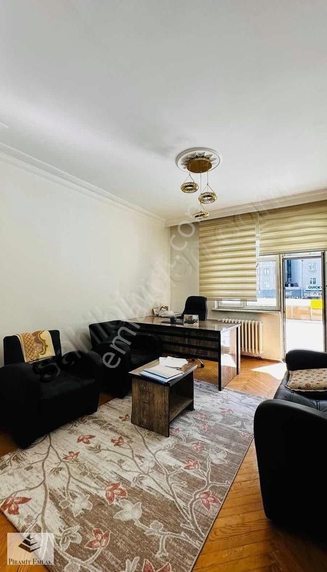 Piramit Gm' Den Şehir Merkezinde 3+1 Daire - Görsel 3