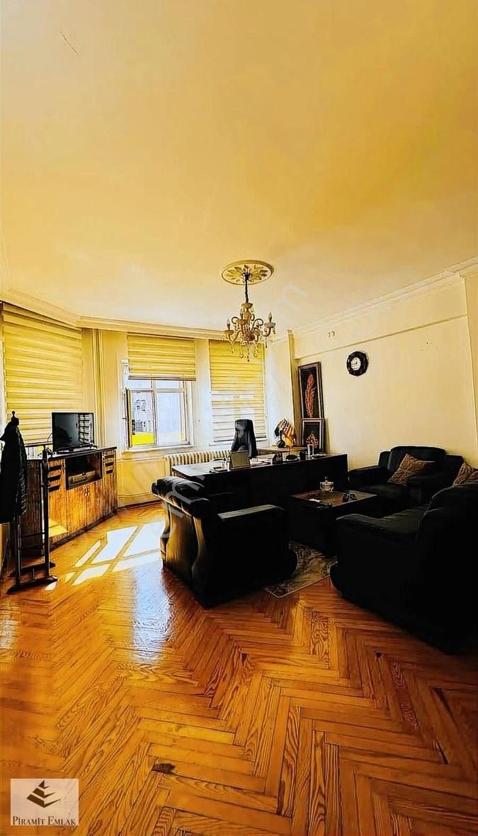 Piramit Gm' Den Şehir Merkezinde 3+1 Daire - Görsel 13