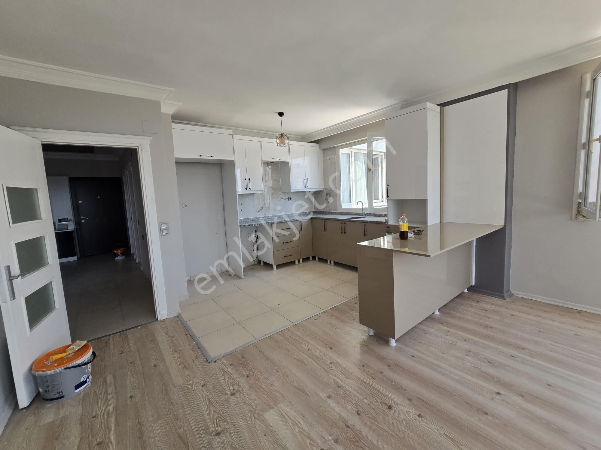 Karınca'dan Akdeniz Mh'de Deniz Mnz Aylık Ödemeli 3+1 Daire Kiralık!
