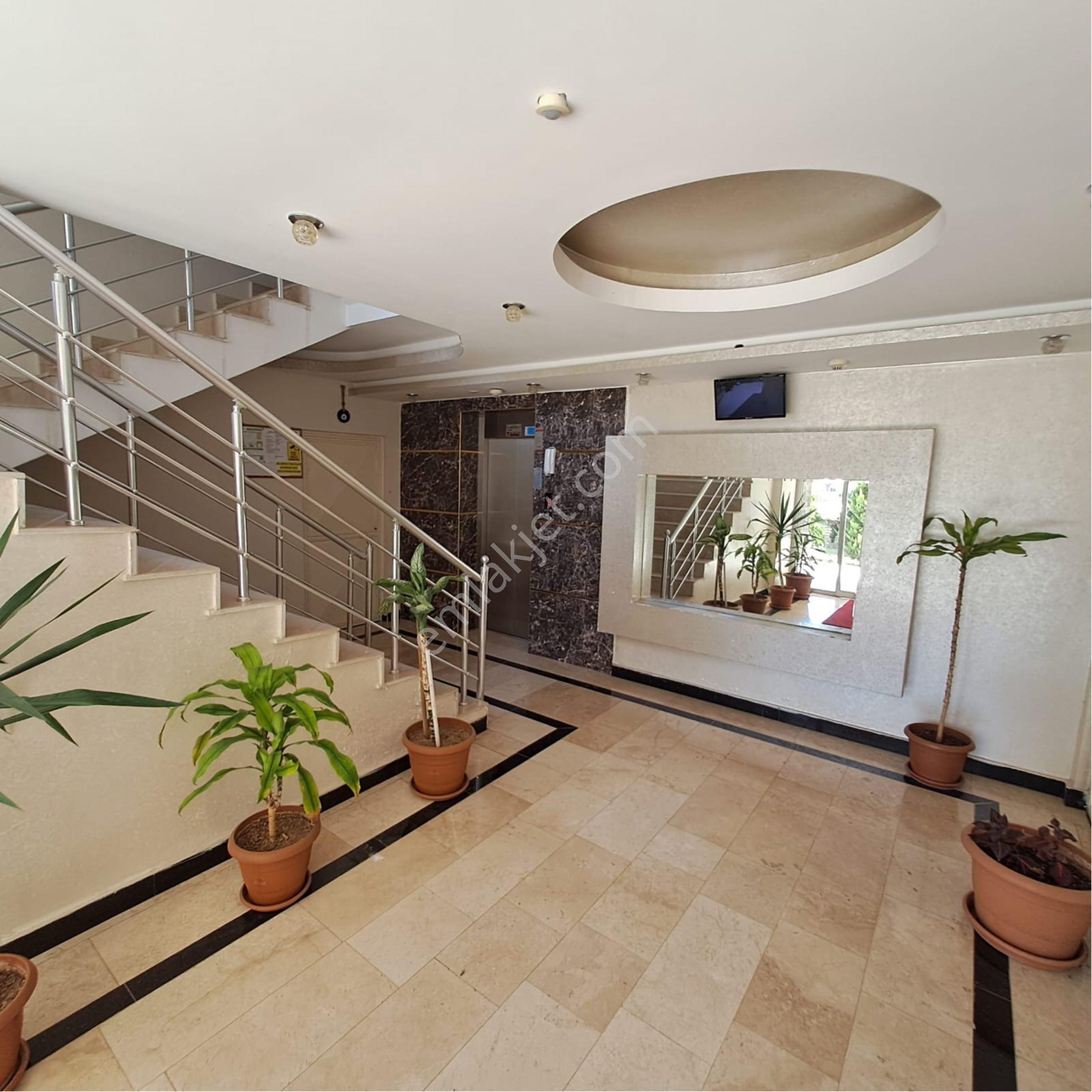 Mersin Yenişehir Çiftlıikköy De Satılık Daire
