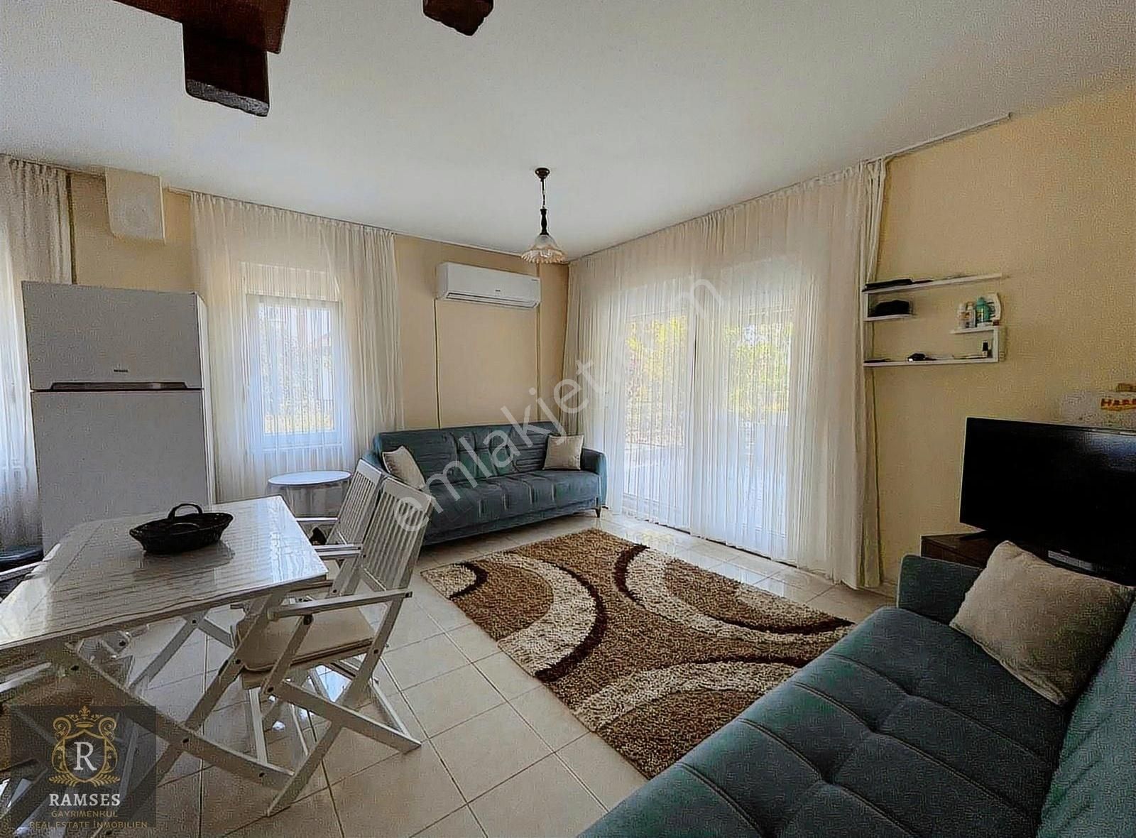 Örenşehir'de Eşsiz Fırsat! Denize Sıfır, 3+1 Bahçeli Lüks Villa - Görsel 29