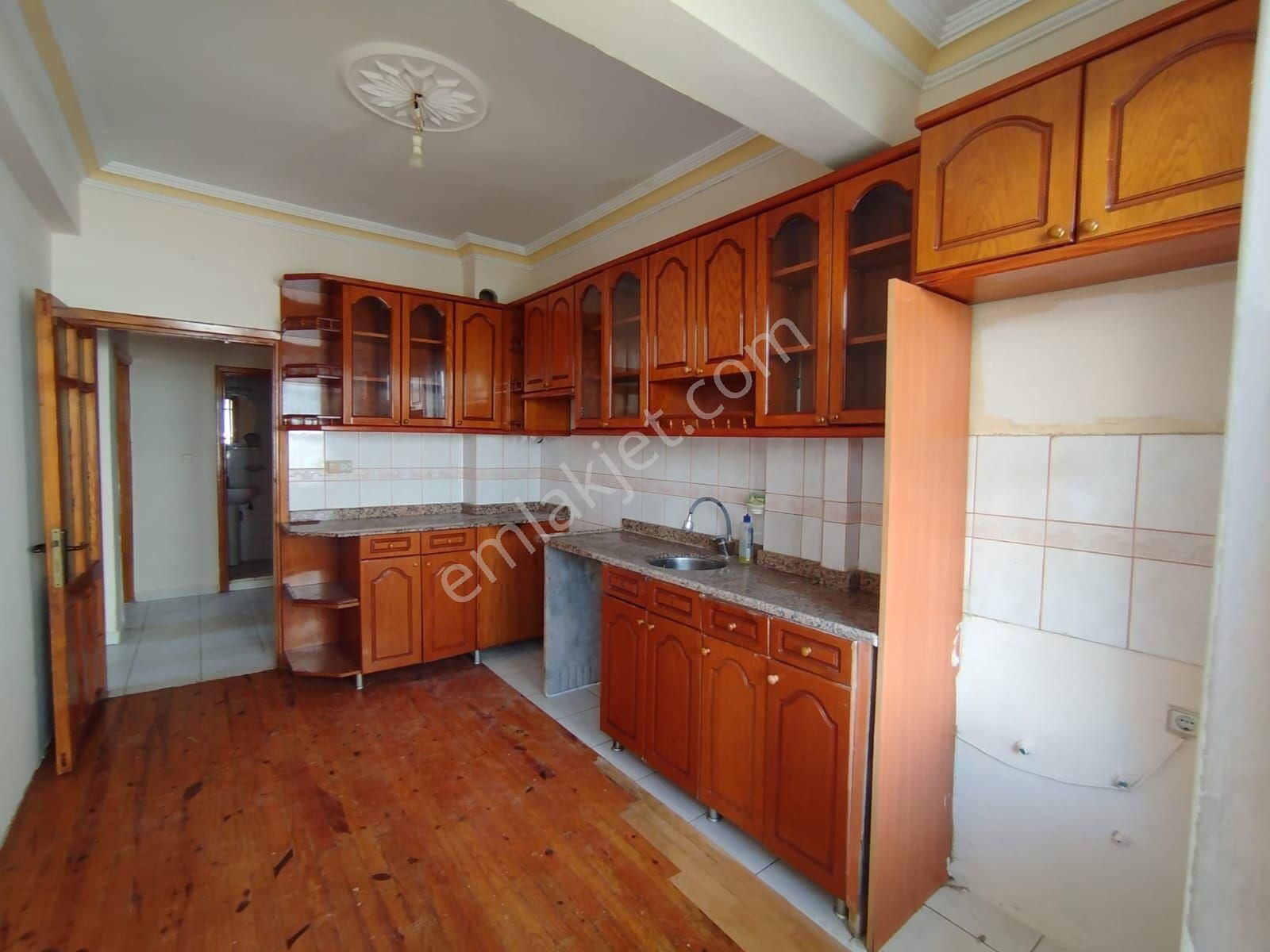 Alanya Kadıpaşa Asansörlü Satılık 2+1 Daire