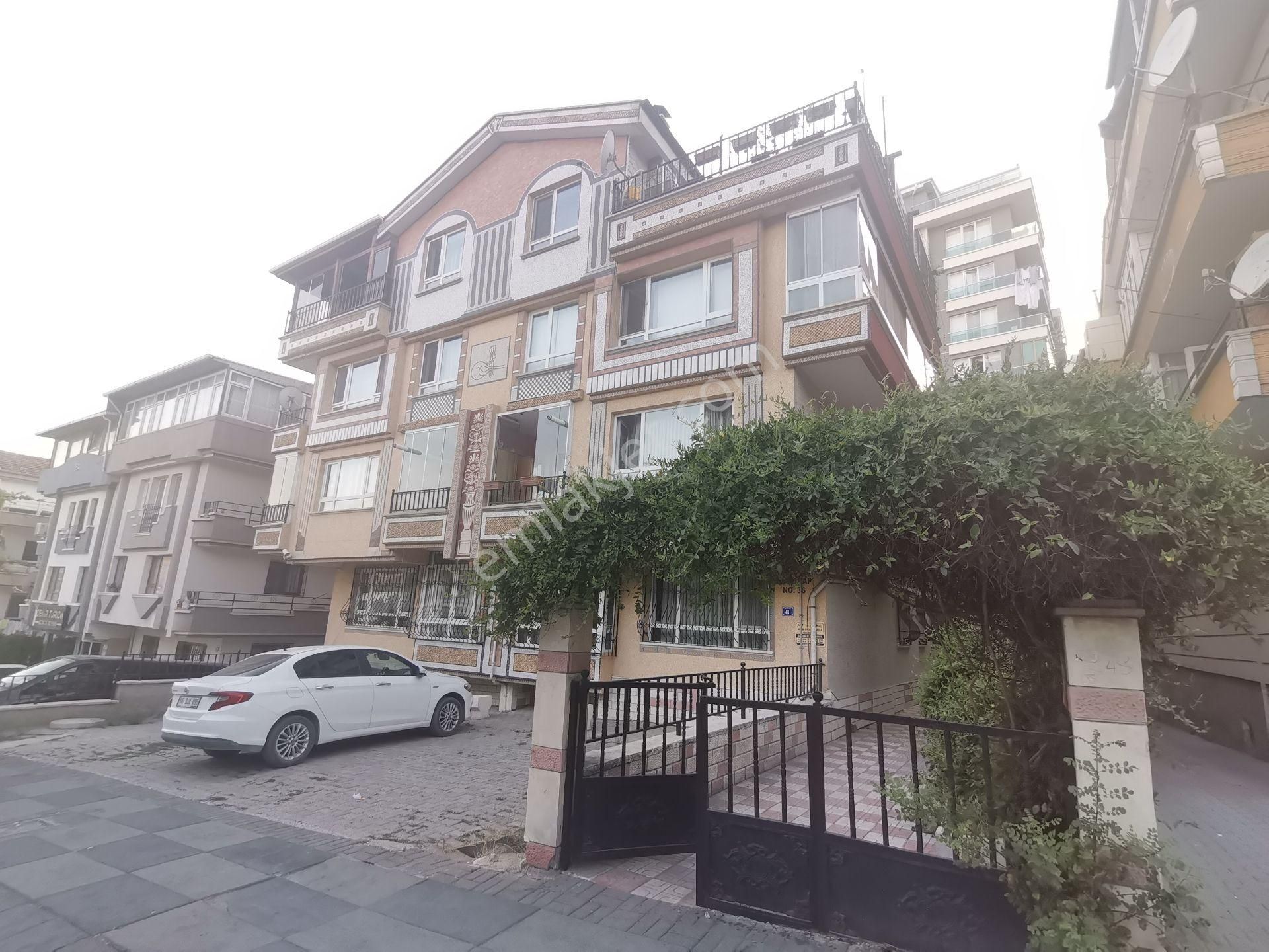 Mamak Türközü Mah. Cadde Üstü Merkezi Konumda 3+1 Satılık Daire