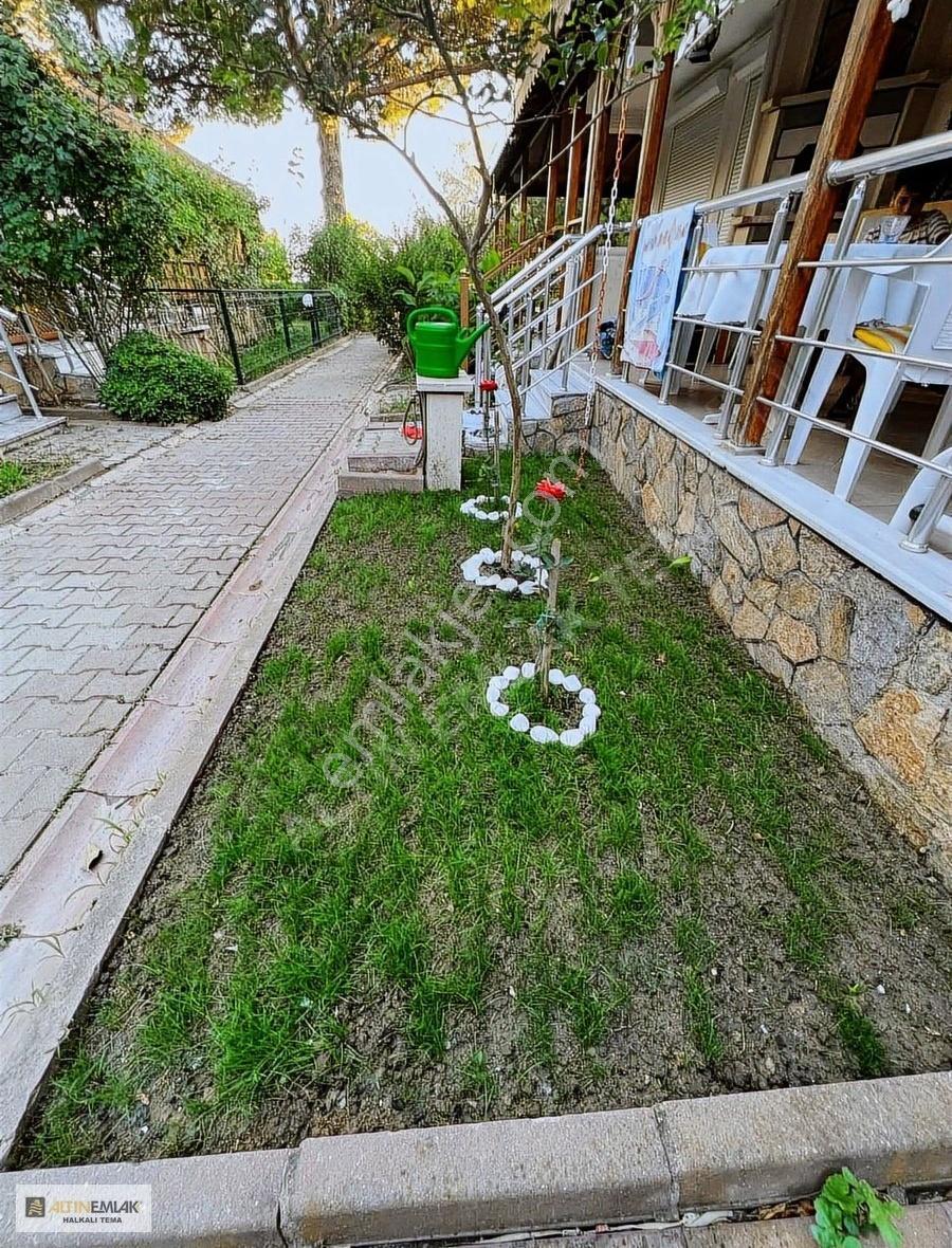 Yeniçiftlik'de 4+1 120m2 Denize Sıfır Eşyalı Satılık Villa - Görsel 34
