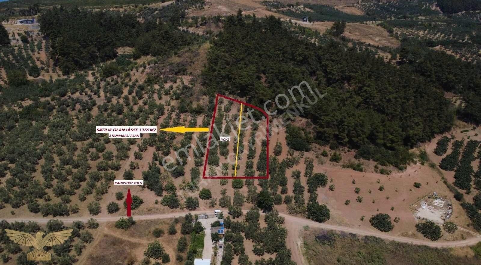 Hobi Bahçelerinin İçinde 1376 M2 Ormana Cephe Tarla