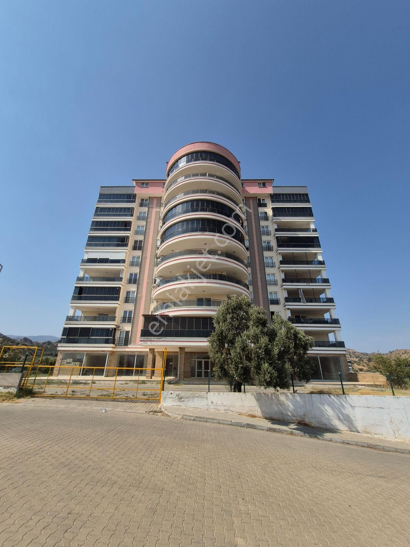 Pınarbaşı Mah.'de Site İçerisinde Doğalgazlı 3+1 Kiralık Daire