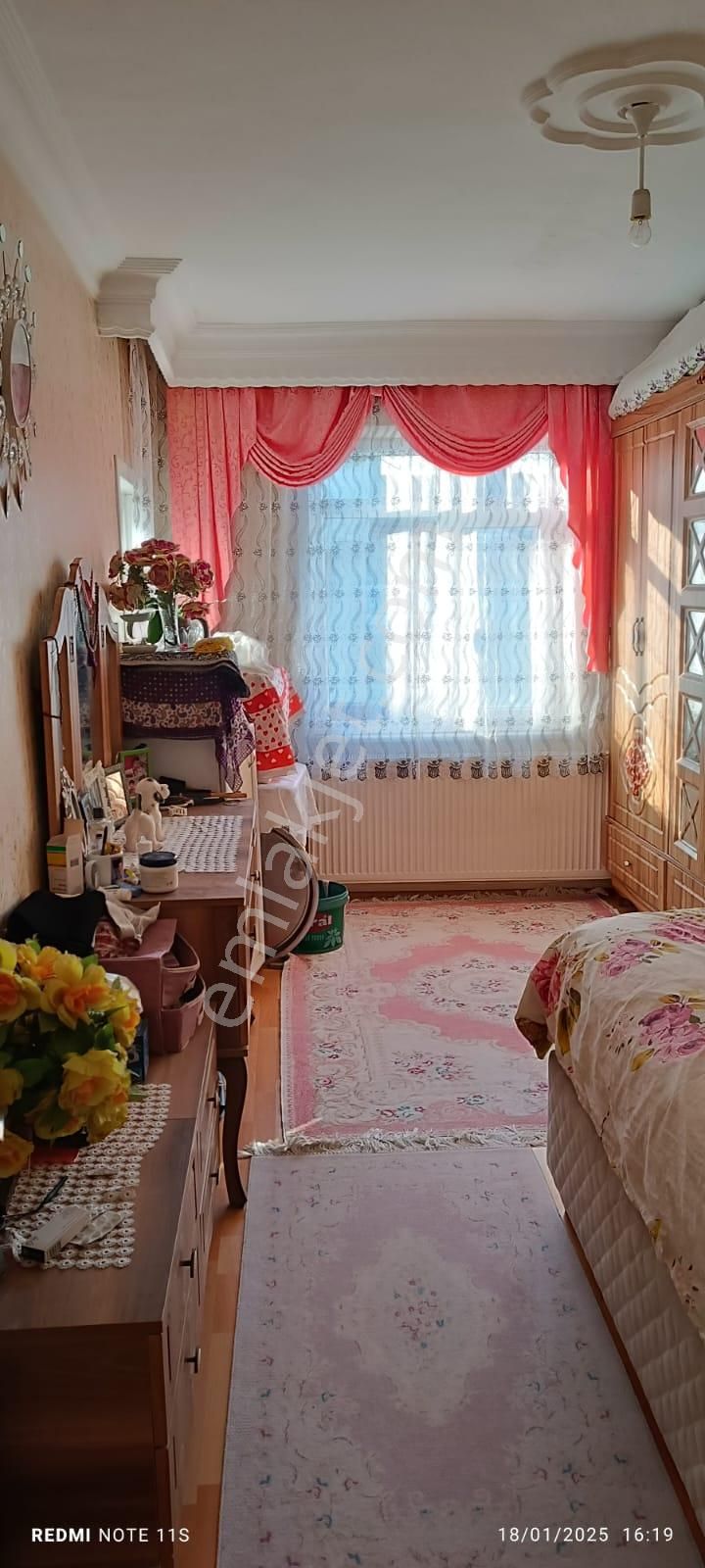 Bağcılar Yıldıztepe Mahallesinde 2+1/100m2/4. Kat/ Satılık Daire