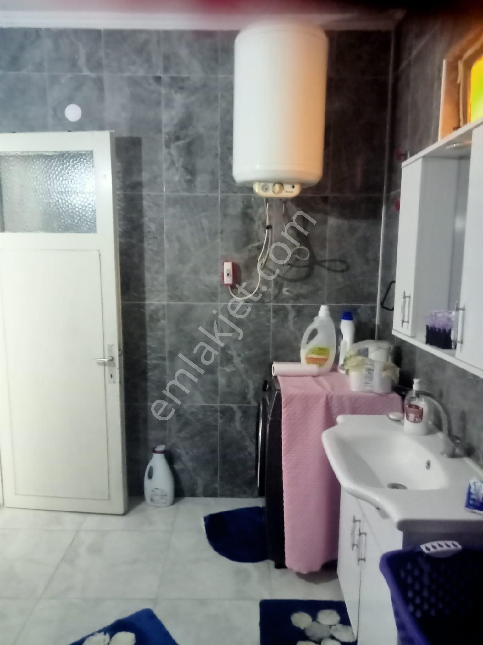 Güllübahçe De Keyifli Bahçesiyle Müstakil İki Katlı Ev - Görsel 21