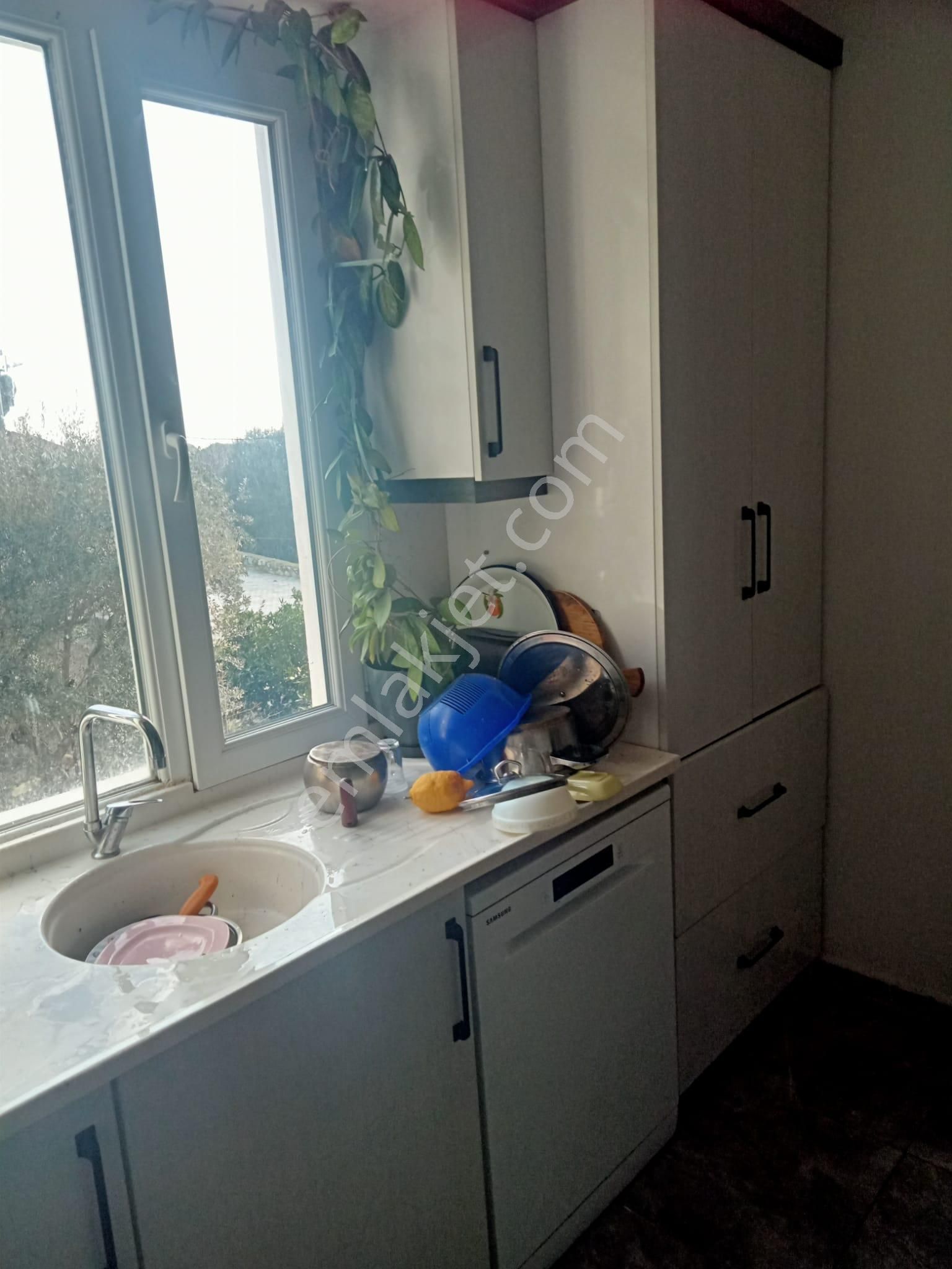 Güllübahçe De Keyifli Bahçesiyle Müstakil İki Katlı Ev - Görsel 12