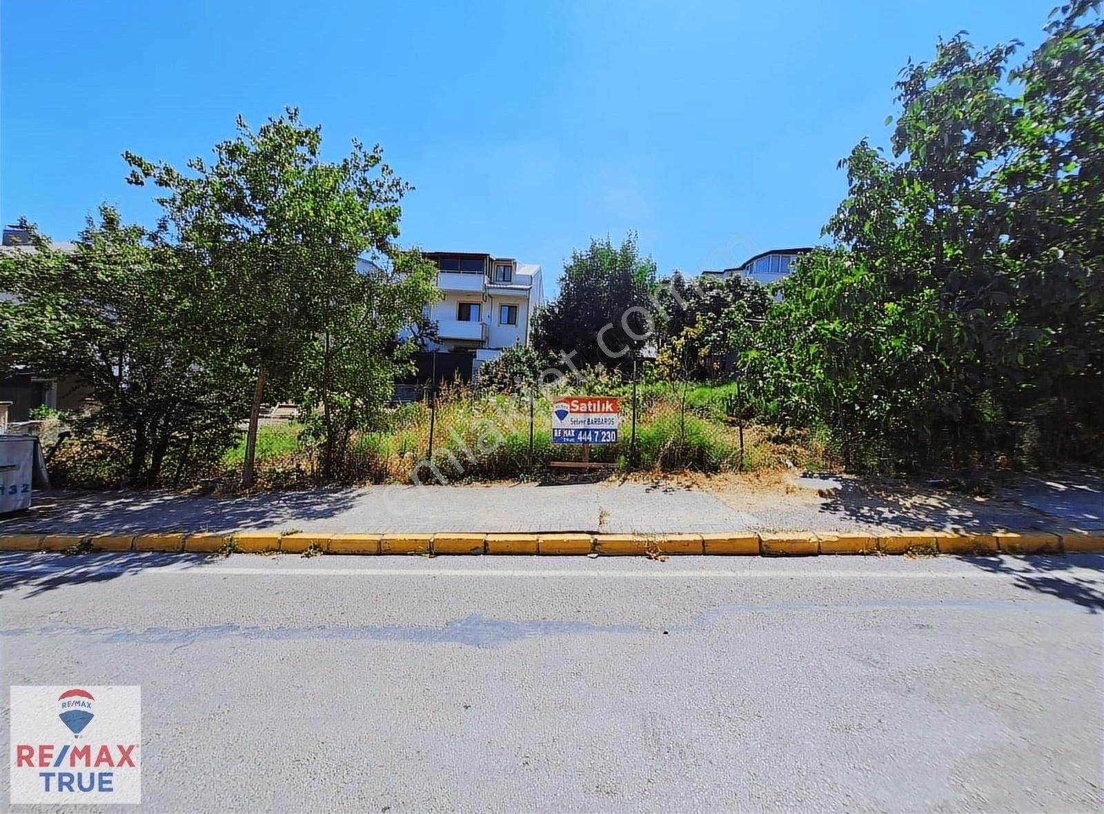 Başiskele'de Kaçmaz Fırsat! 240 M² Projeli Arsa Takasa Uygun!