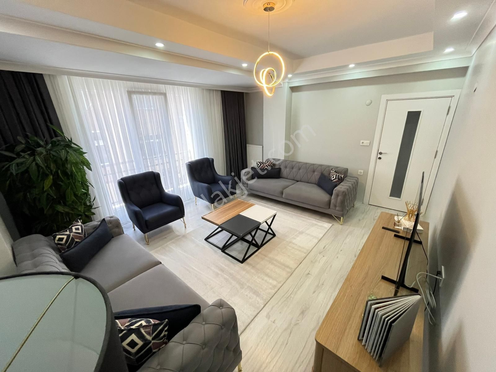Tramvaya Komşu 2+1 110m2 1.kat 3.yıllık Özel Yapım Lüx Daire