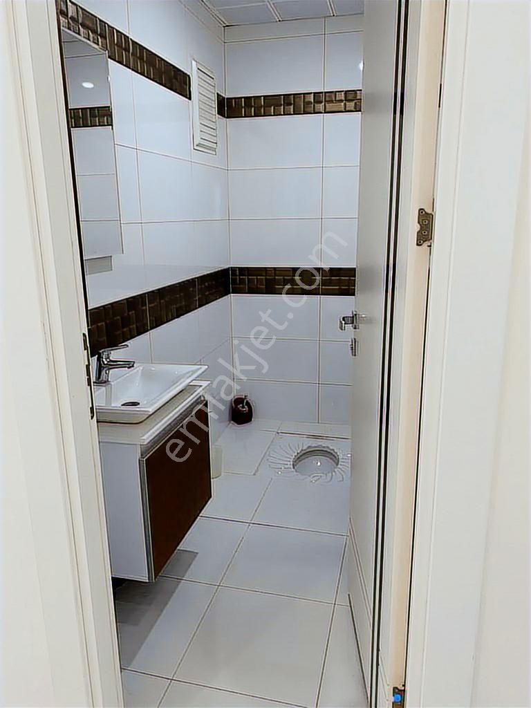 Kılavuz'un En Prestijli Sitesinde 4+1 Lüks Daire!