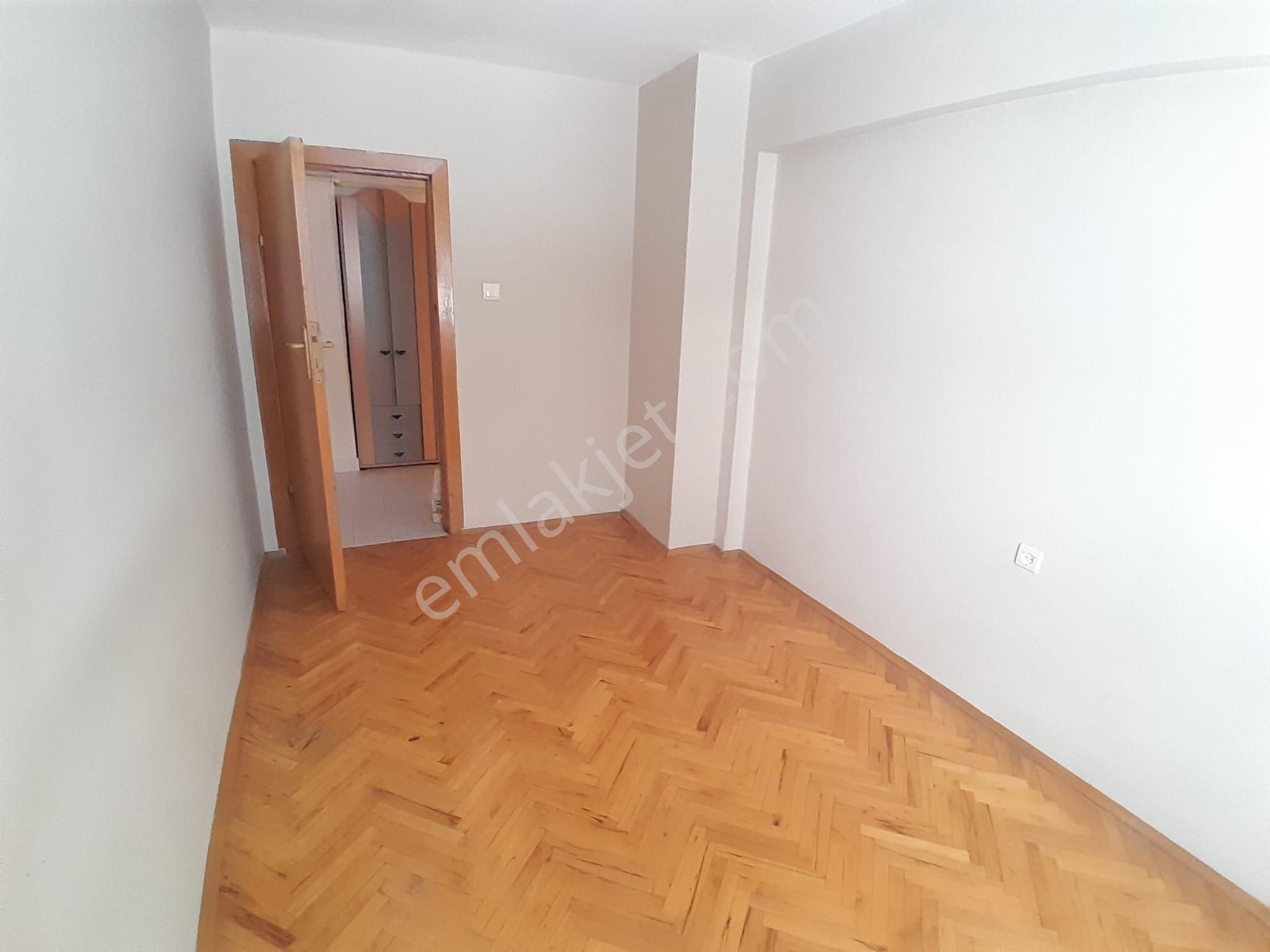 Sinan Caddesi Köprü Yakını 3+1 ,kombili, Y.giriş, Vadi Manzaralı... - Görsel 13