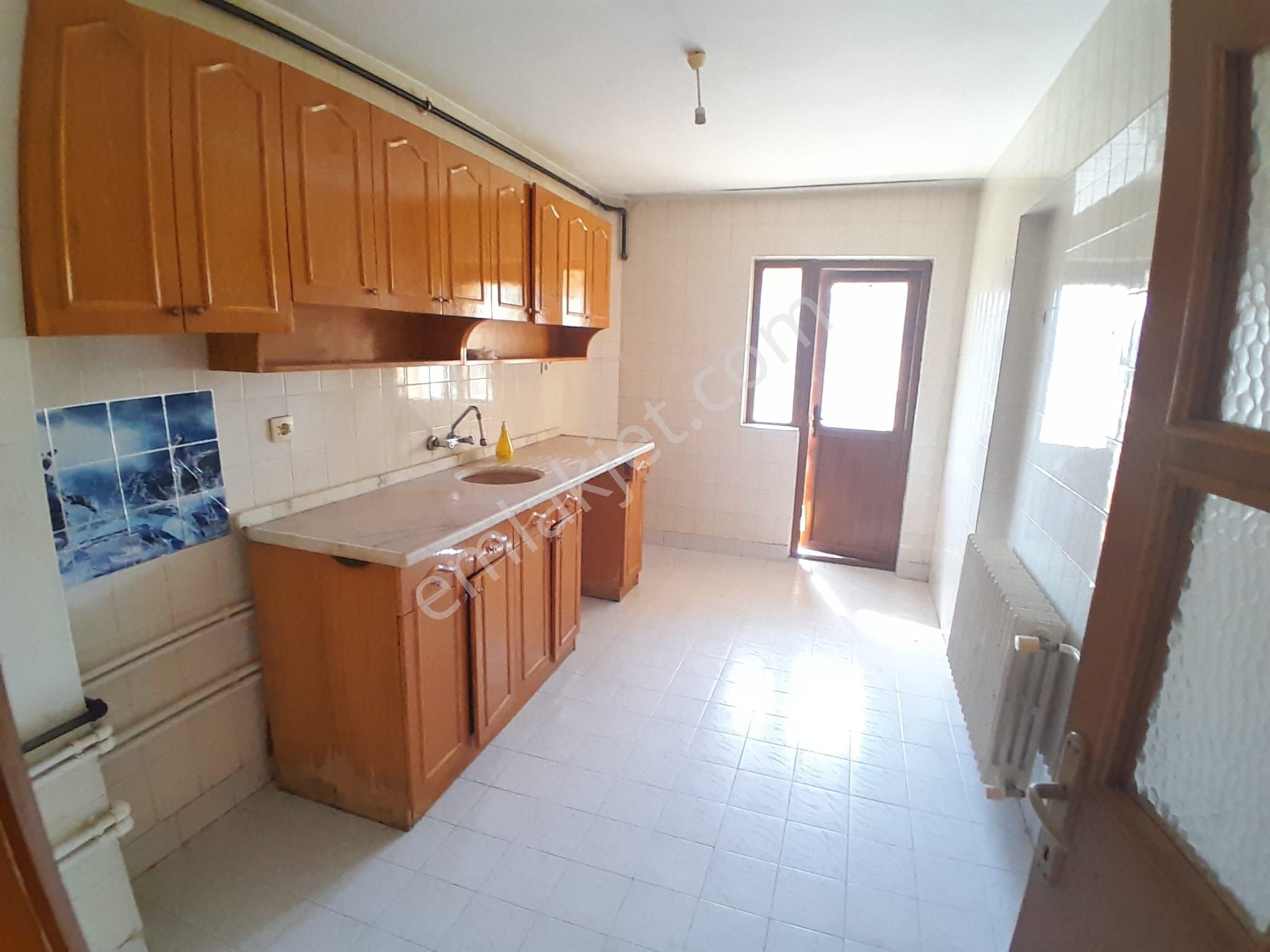 Sinan Caddesi Köprü Yakını 3+1 ,kombili, Y.giriş, Vadi Manzaralı... - Görsel 14