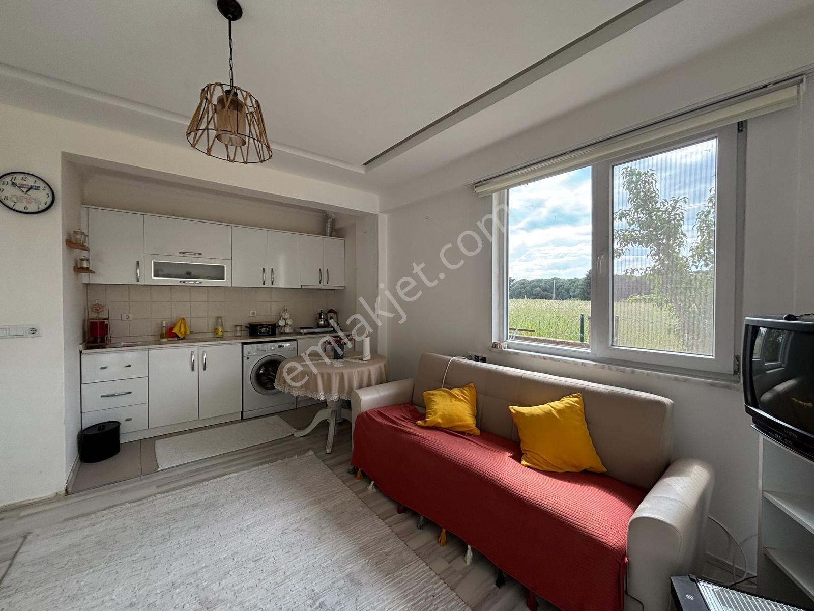 Çanakkale Biga Çeşmealtı Satılık 384m2 Eşyalı Villa - Görsel 5