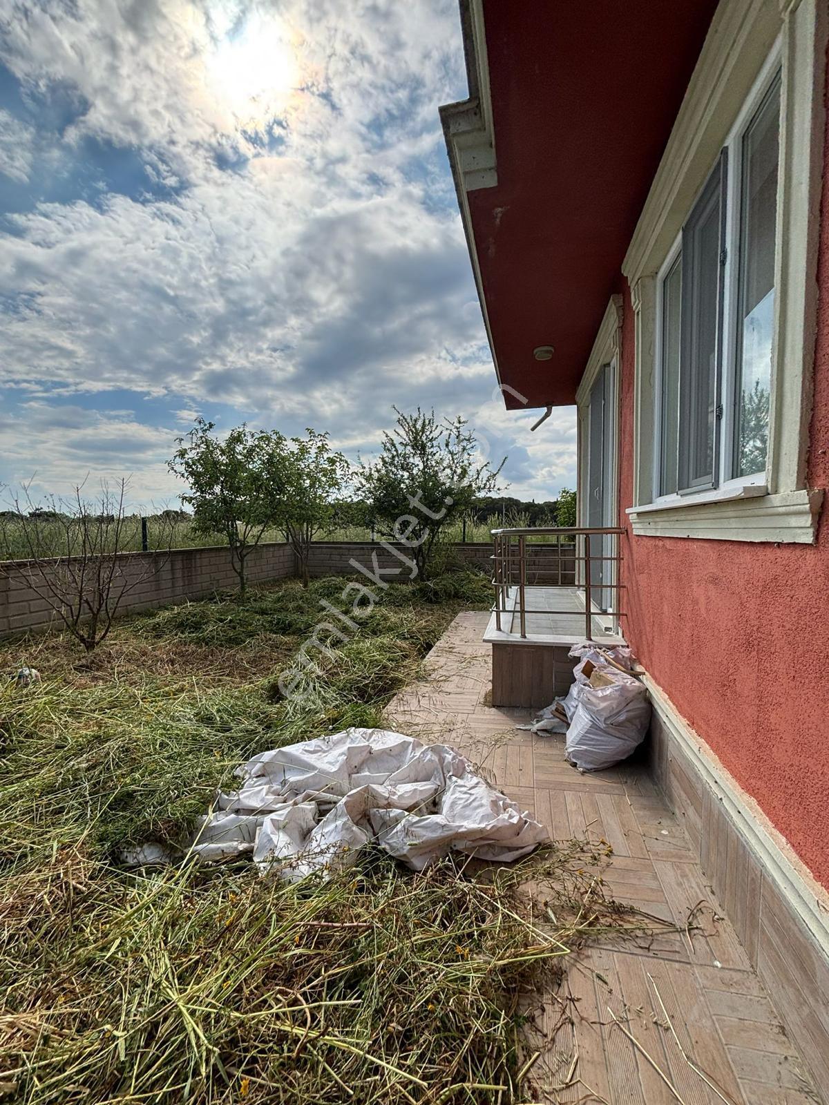 Çanakkale Biga Çeşmealtı Satılık 384m2 Eşyalı Villa - Görsel 15