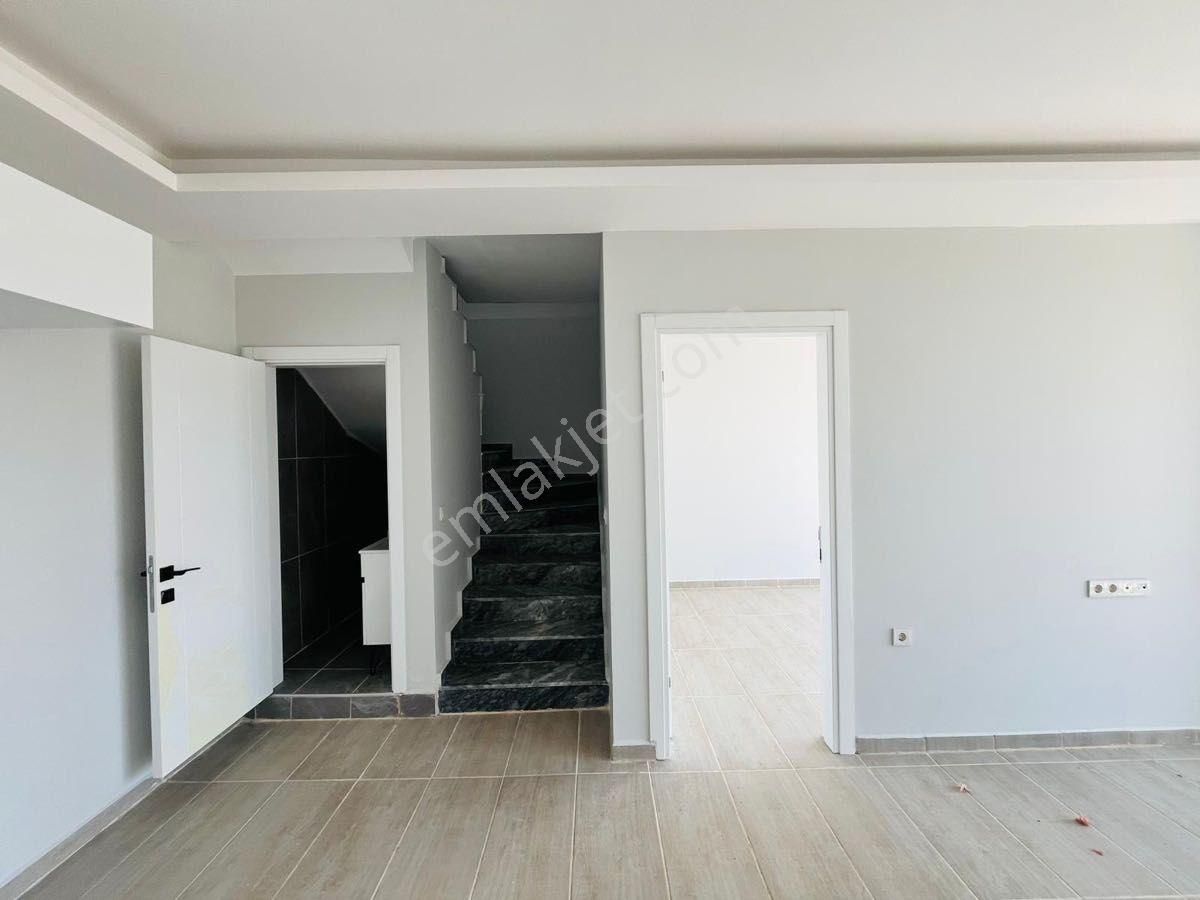 Didim Akbükte Deniz Manzaralı 3+1 Köşe Villa - Görsel 15