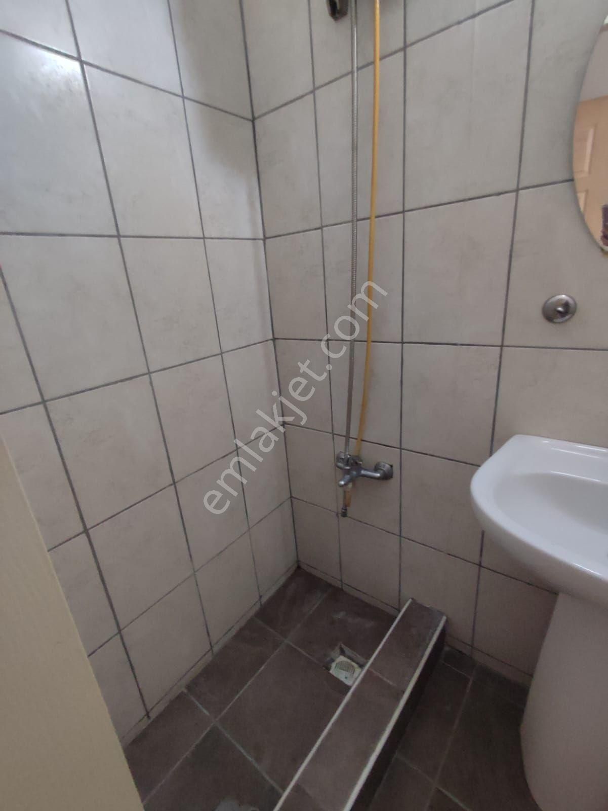 Barajyolu Hasanusta Kebap Civarı 1+0 Eşyalı Kiralık Daire - Görsel 4