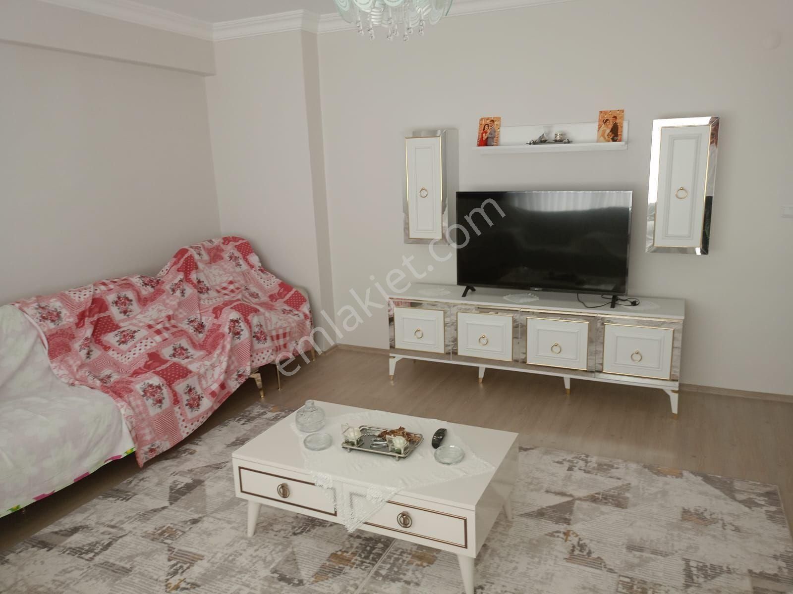 Samsun İlkadım Yaşar Doğu Mahallesi'nde Site İçerisinde Asansörlü 3+1 Eşyalı Kiralık Daire