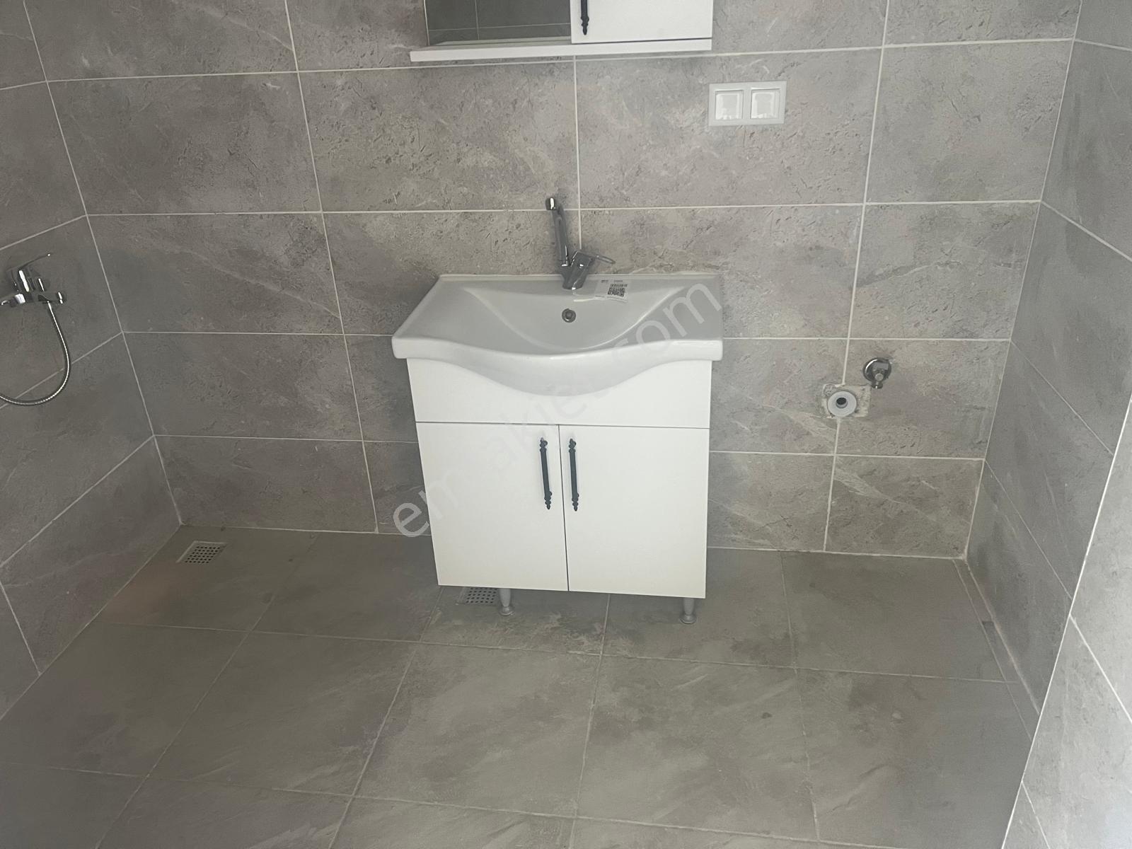 Giresun Teyyaredüzün'de Satılık 1+1 Sıfır Daire Asansörlü - Görsel 3