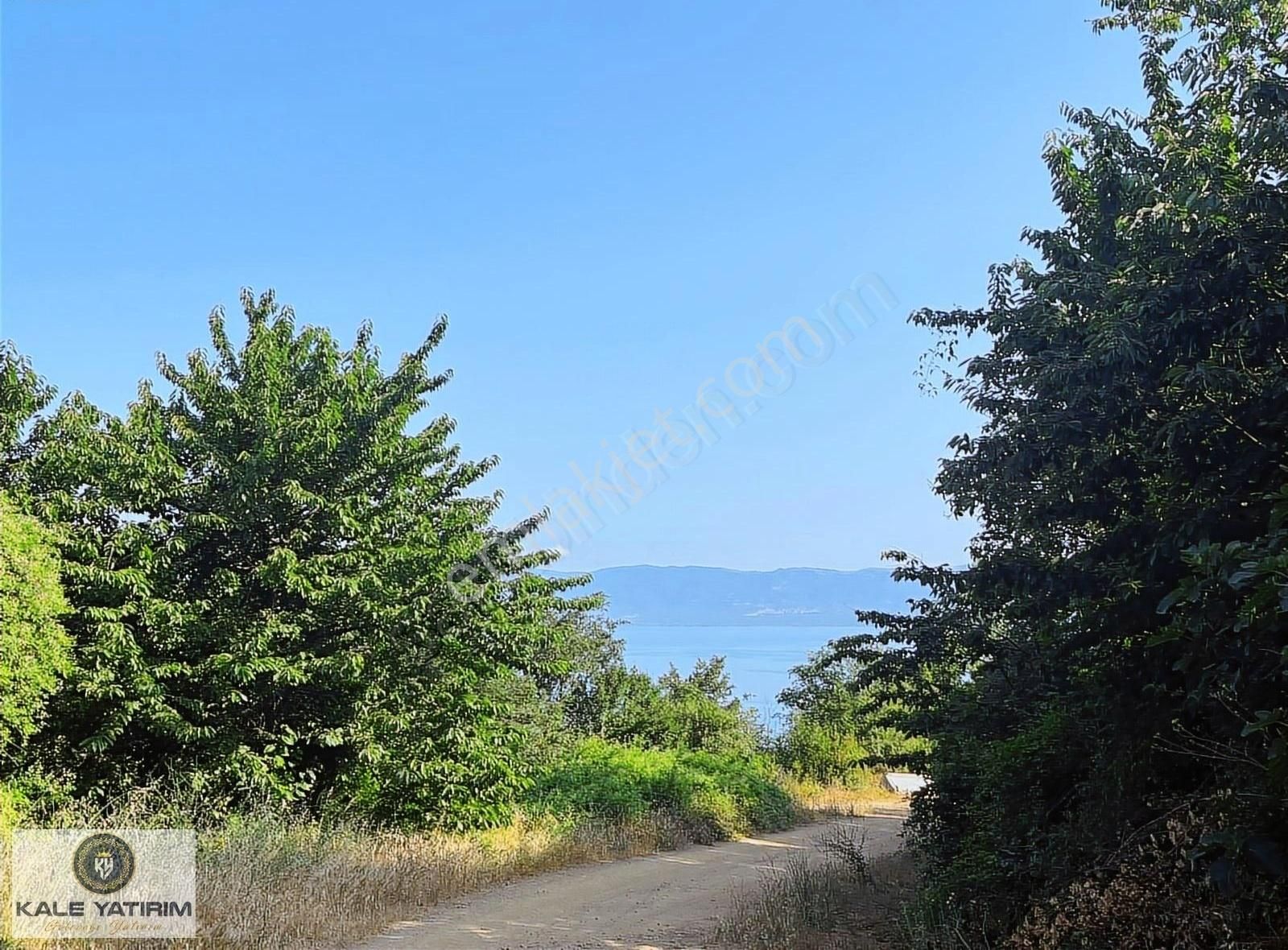 Kaleden Narlıcada İznik Gölü Manzaralı 2077m² Yol Ve Su Mevcut - Görsel 7