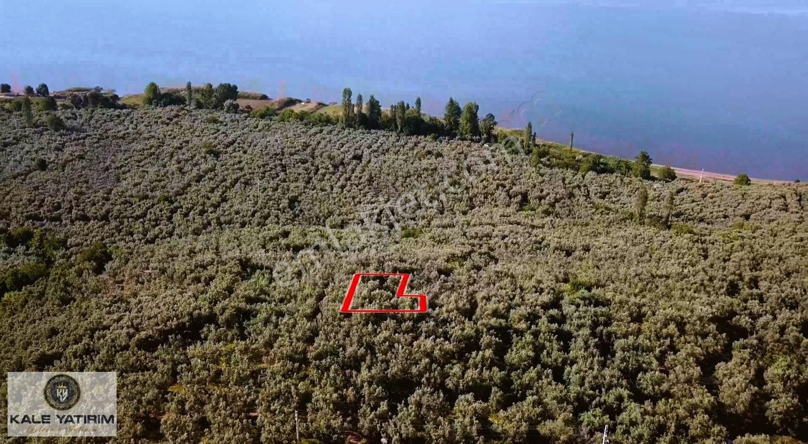 Kaleden Narlıcada Köy İçinde Göl Manzaralı 504m² Elektrik Su Var - Görsel 16