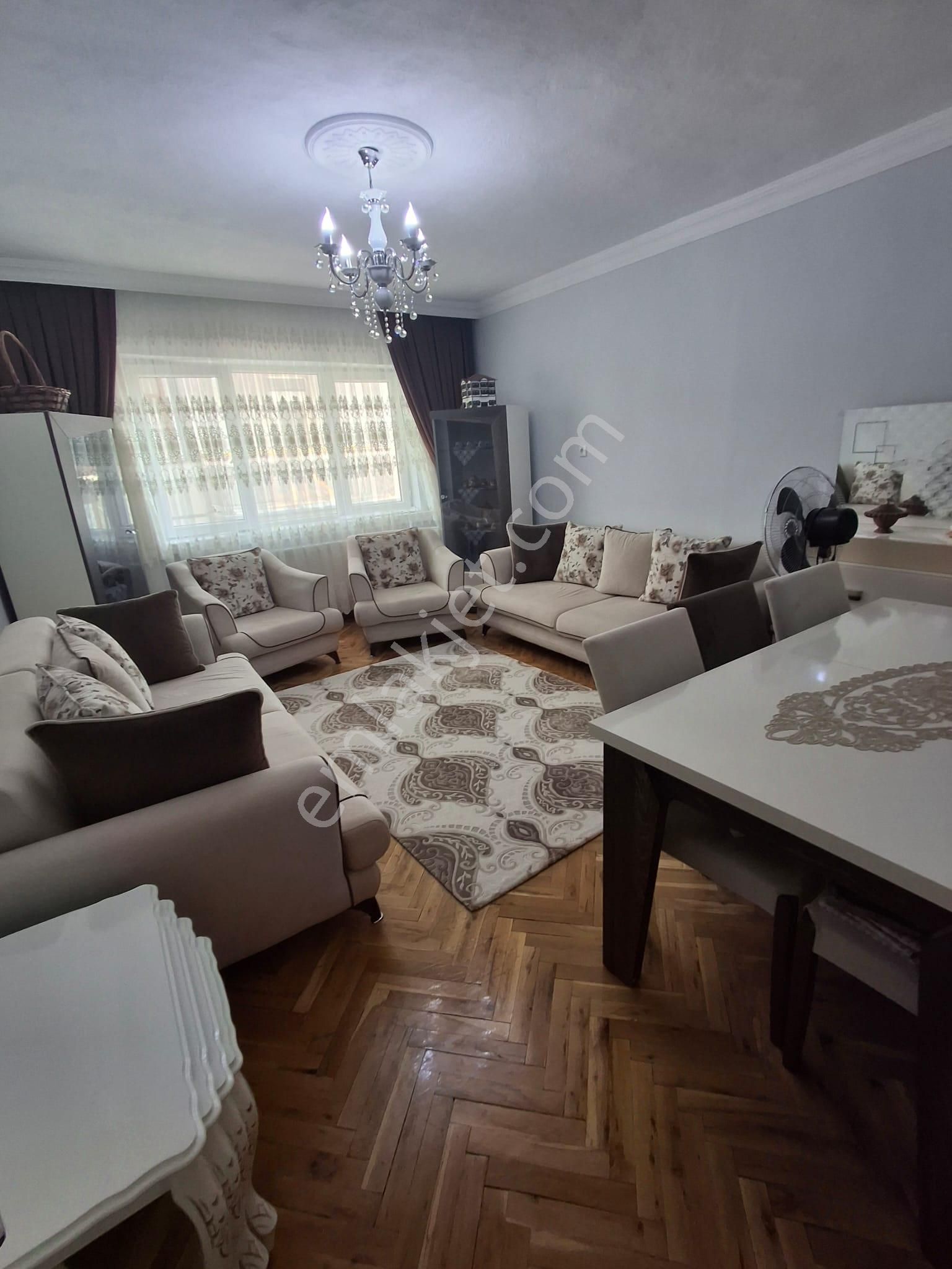 Sincan Mareşal Çakmak Mah'de 3+1 Ara Katta Güney Cephe Yapılı Daire