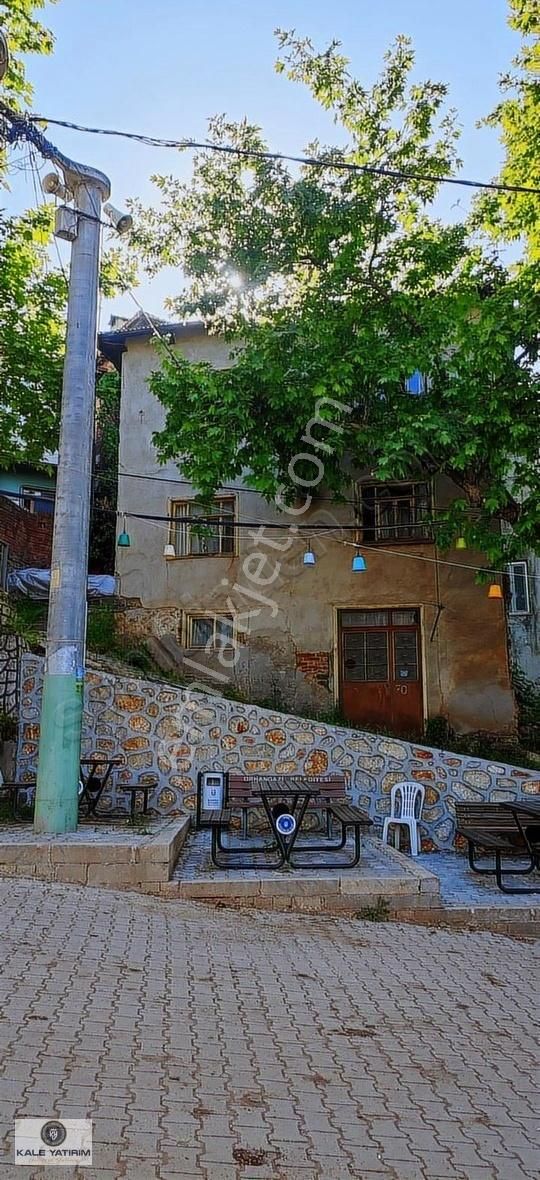 Kaleden Paşapınarda 125m²arsa Üzerinde 60m²göl Manzaralı Köy Evi