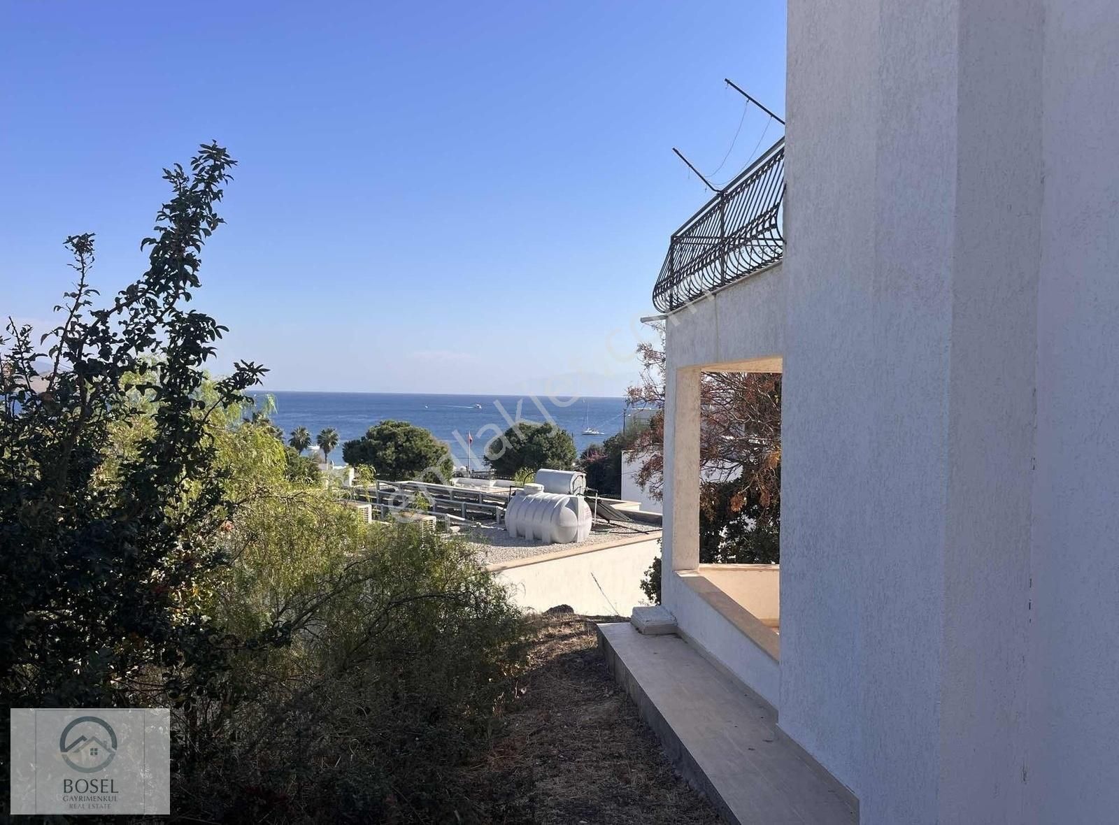 Bodrum Yahşi Çapa Tatil Sitesinde Satılık Müstakil Villa