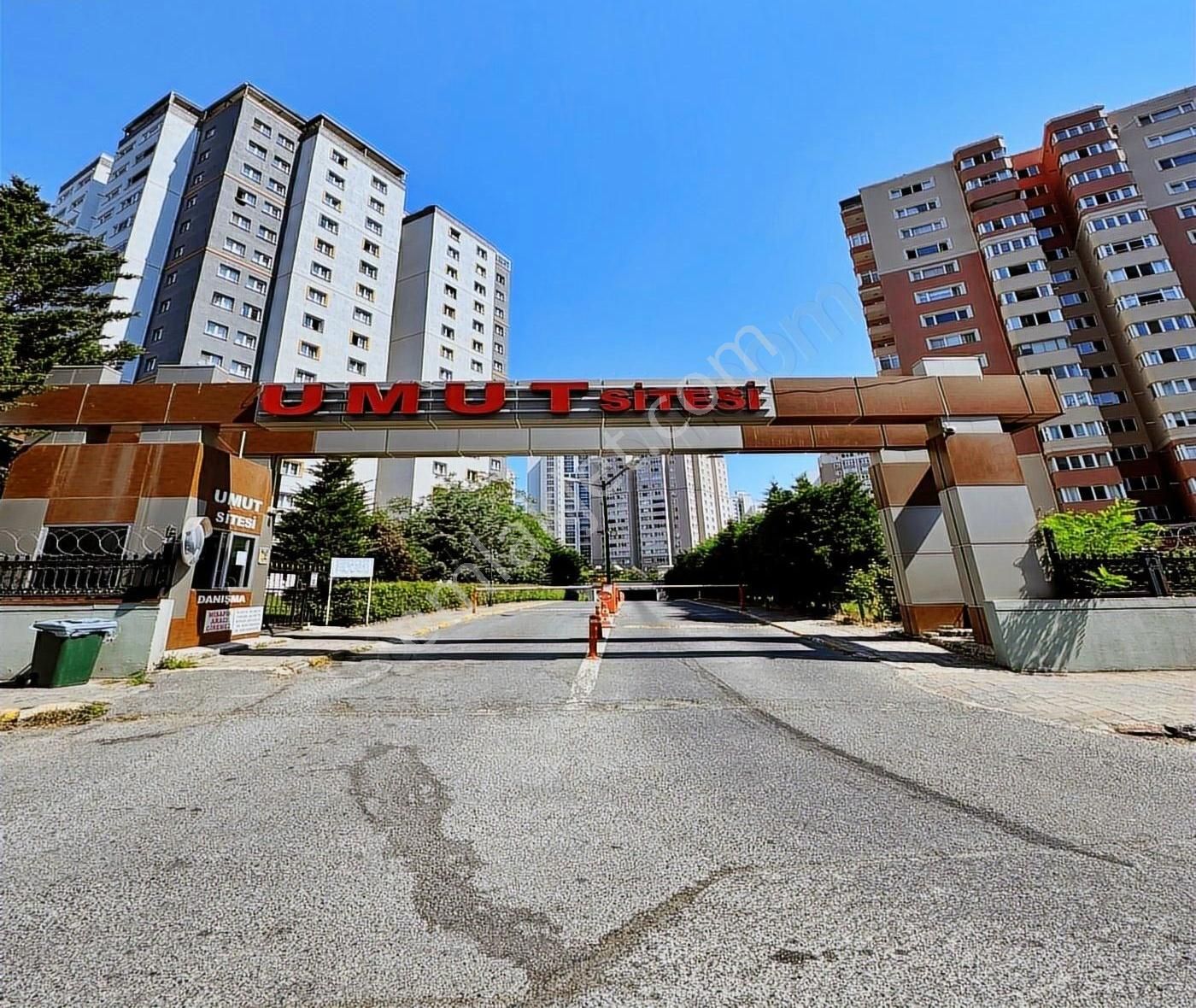 Adnan Kahveci Mah Merkezi Konum'da Satılık 350 M2 4+2 Dubleks