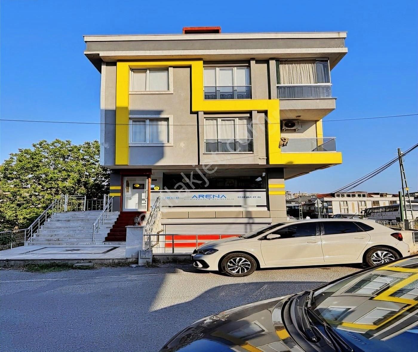 Kavaklı Mah'de Acil Satılık Full Dekorasyon Fırsat 2+1 G-kat