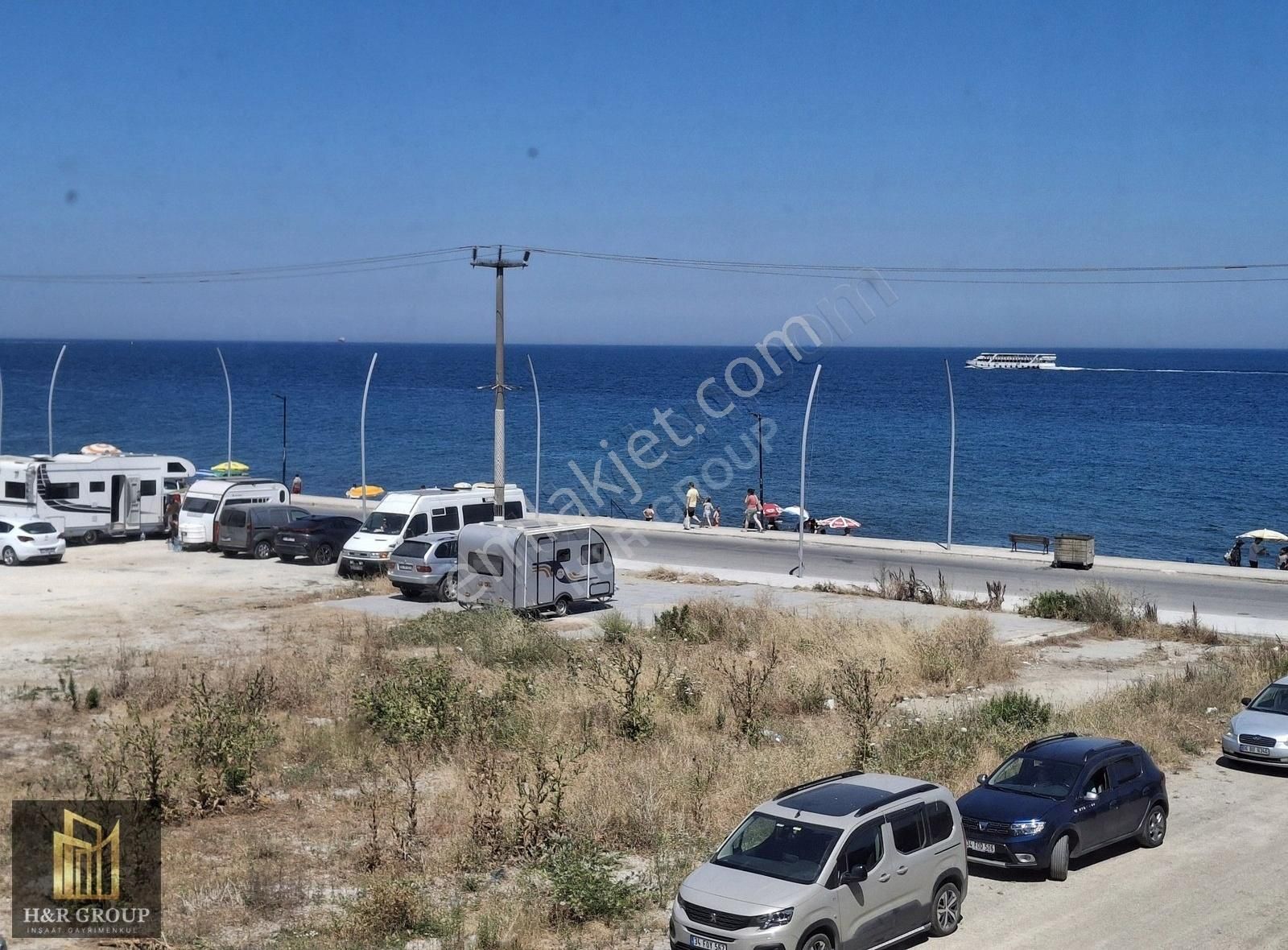 Çınarcık Teşvikiye Mevkiinde Deniz Manzaralı Arakat 2+1 Daire