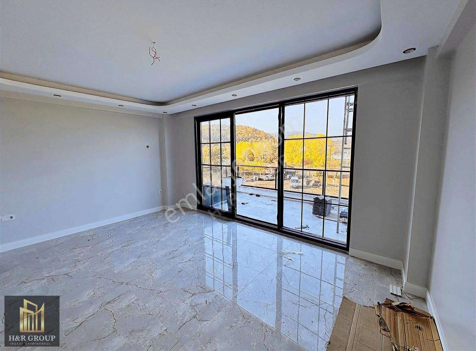 Kadıköy'de Havuzlu Müstakil Lüks Villa - Görsel 8