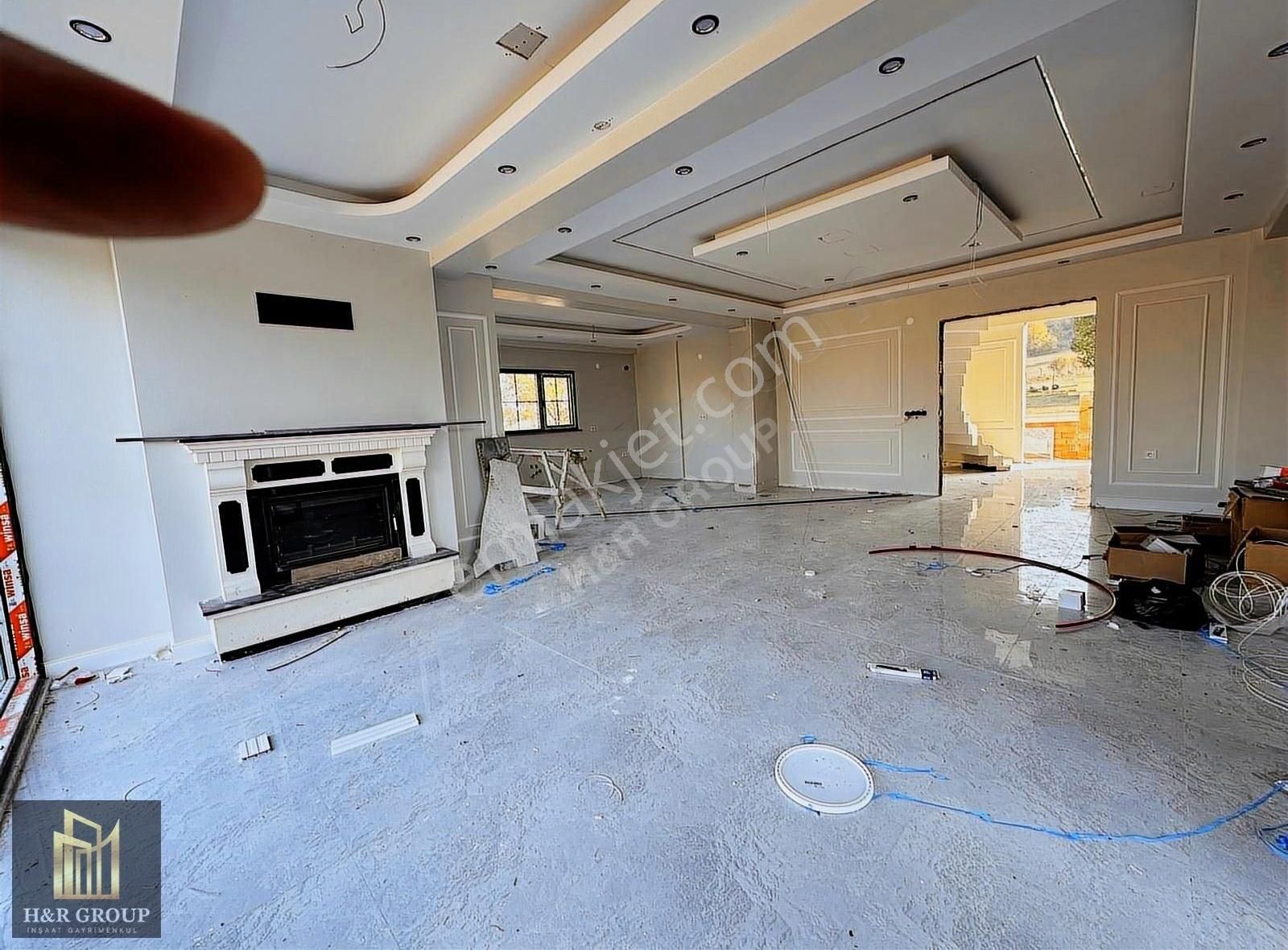 Kadıköy'de Havuzlu Müstakil Lüks Villa - Görsel 11