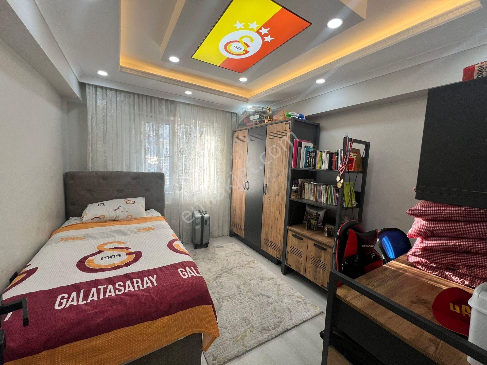 Nam-ak Emlak'tan Fatih Mah.de 1.kat Full Yapılı Kilerli 3+1 Daire - Görsel 18