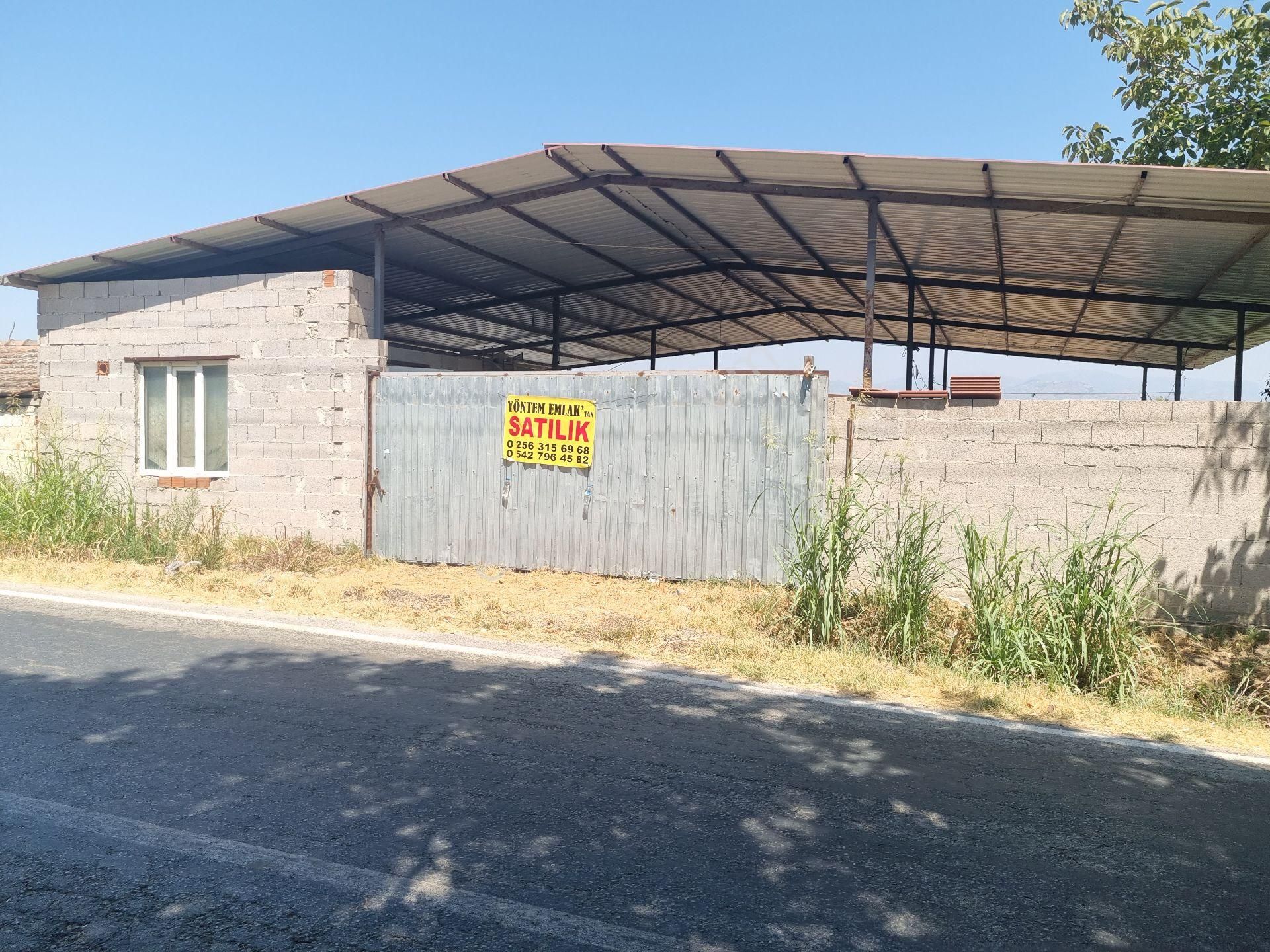 Aydın Nazilli Yöntem Emlaktan Yenipazar Donduran Mahallesinde Satılık Besihane