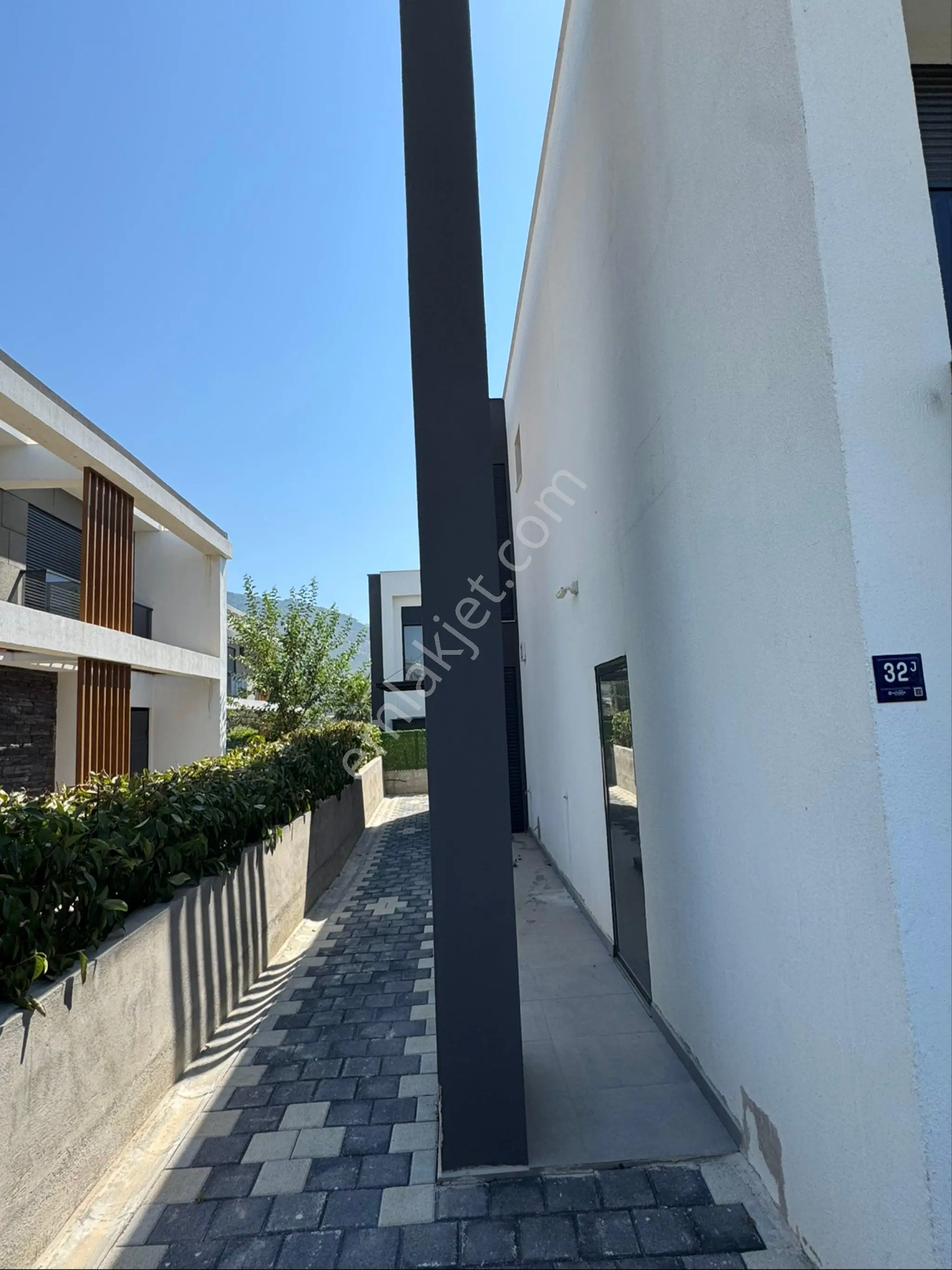 Güzelçamlıda Satılık 4+1 Müstakil Villa - Görsel 3