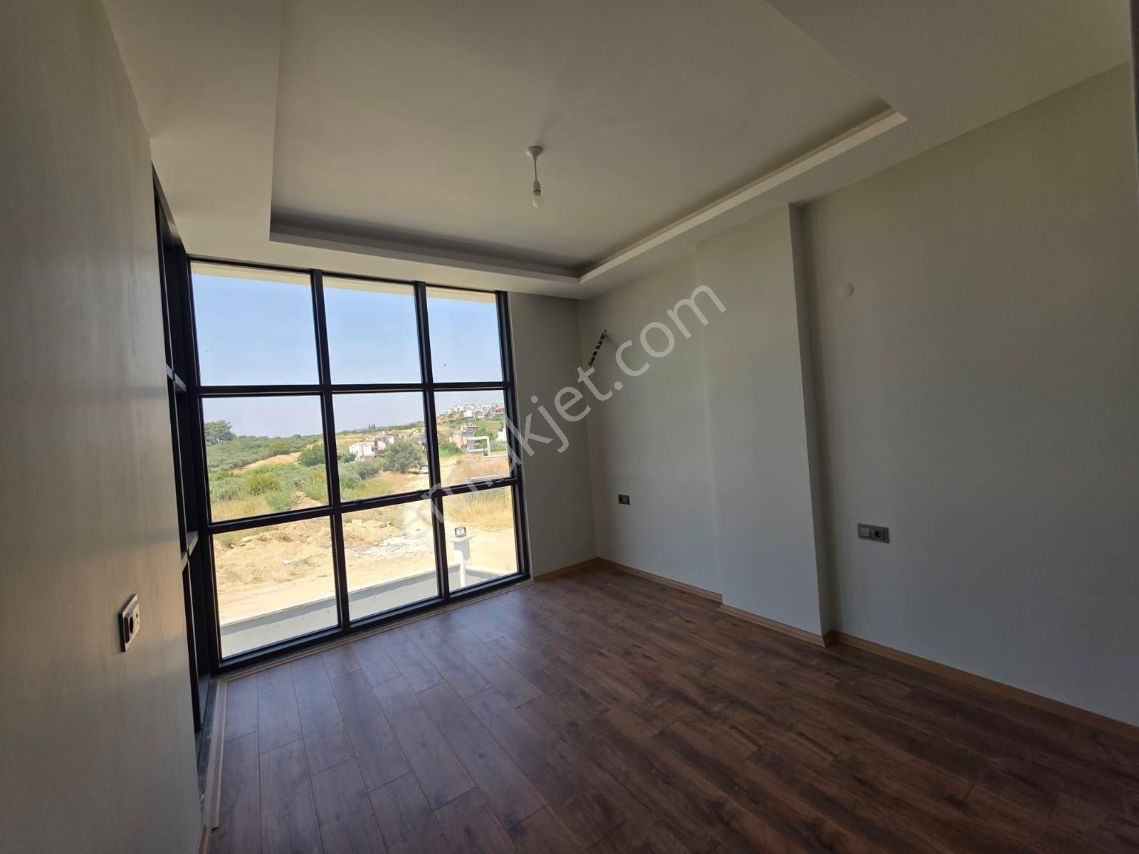 Kuşadası Davutlarda Yeni, Bahçeli Ve Havuzlu 3+1 Müstakil Villa - Görsel 15