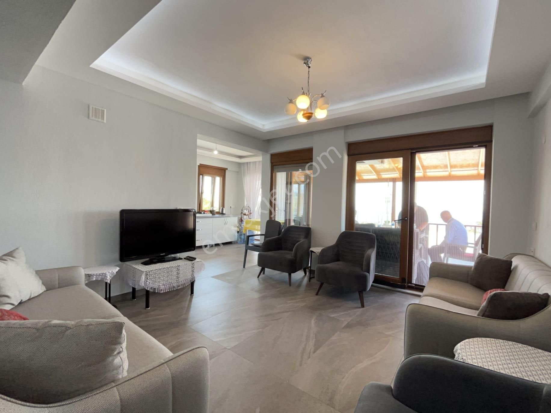 Egenin İncisi Çandarlıda Muhteşem Deniz Manzaralı Satılık Villa - Görsel 17