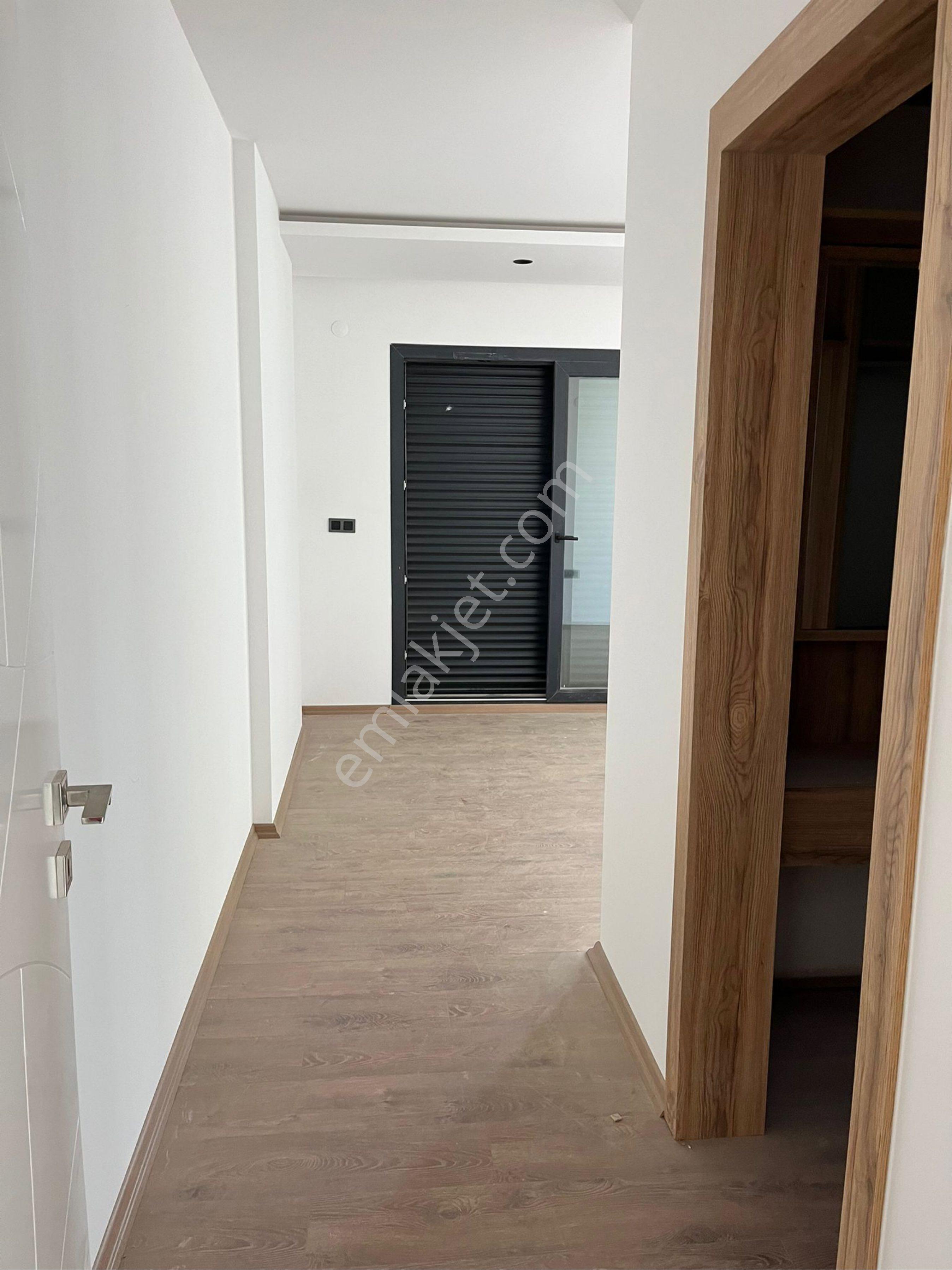 Karaova'da Tek Müstakil 4+1 Sıfır Satılık Villa - Görsel 15