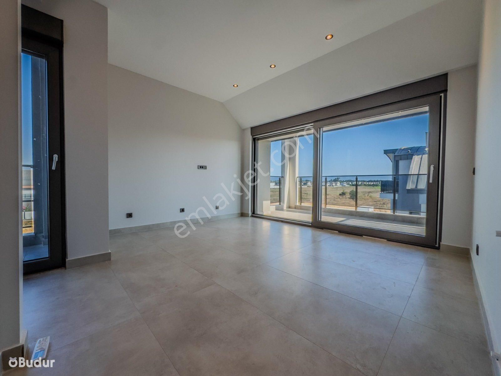 Vatandaşlığa Uygun Antalya Belek’te Lüx Donanımlı Müstakil Villa - Görsel 12