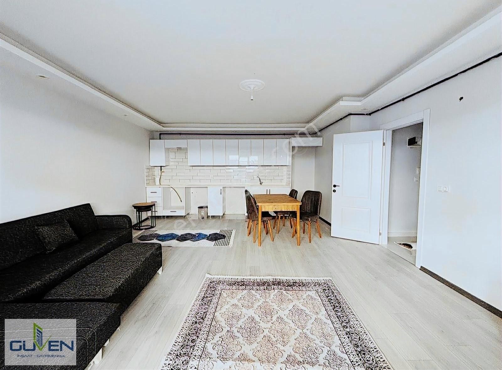 Güven'den İstasyonda Lemar Avm Civarı 1+1 Eşyalı Kiralık Daire
