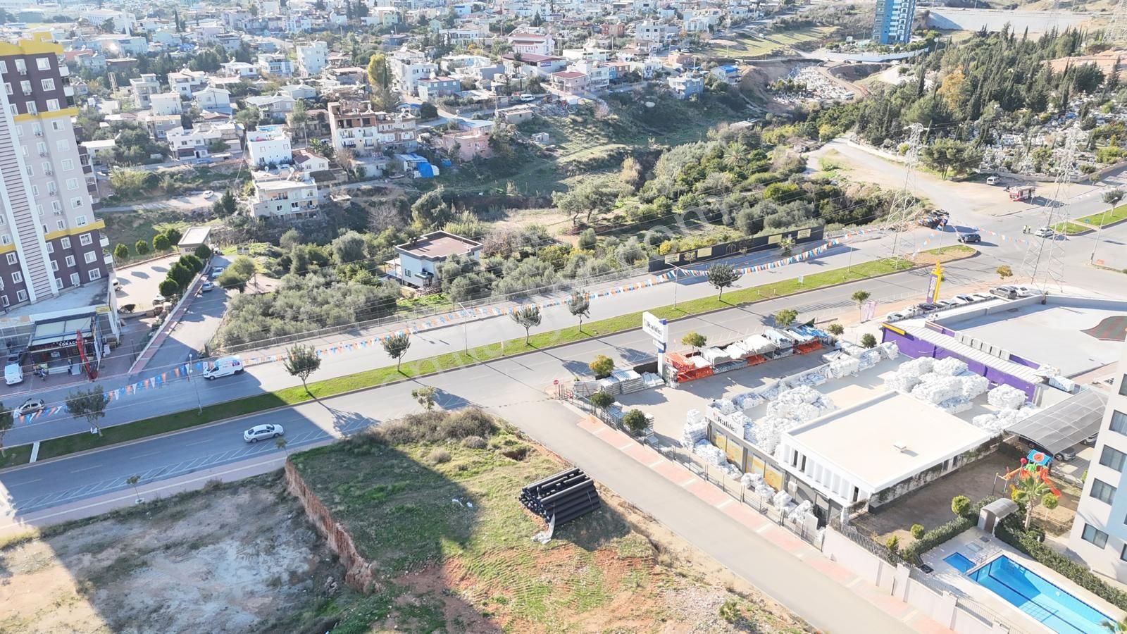 Mersin Yenişehir De Ticari Konut 0.90 Emsal Yol Cepheli Arsa - Görsel 4