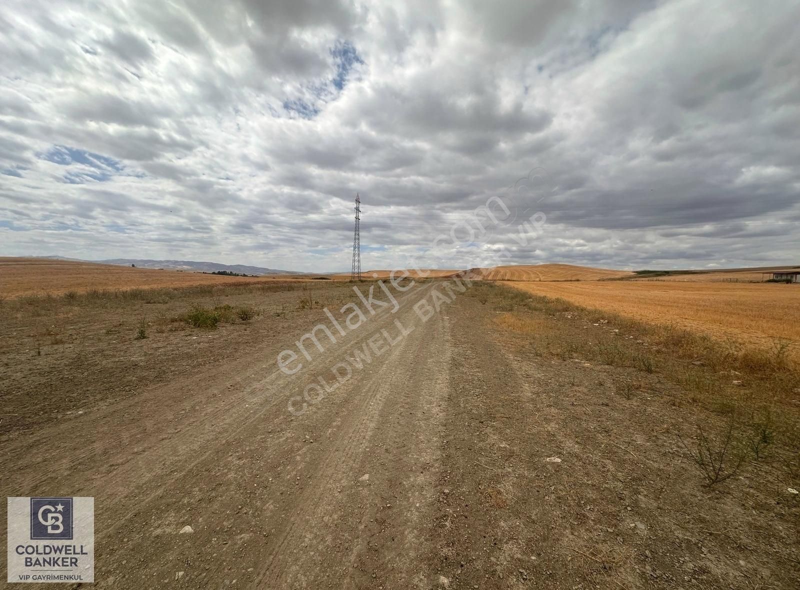 Temelli'de 5 Kat İzinli 0.75 Emsal 2776 M2 Satılık Müstakil Arsa - Görsel 5