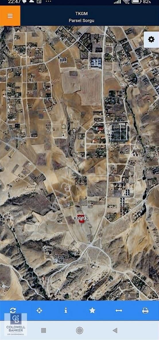 Karşıyaka Lalahan'da 2352 M2 Tek Ve Kök Tapu Satılık Arsa - Görsel 2