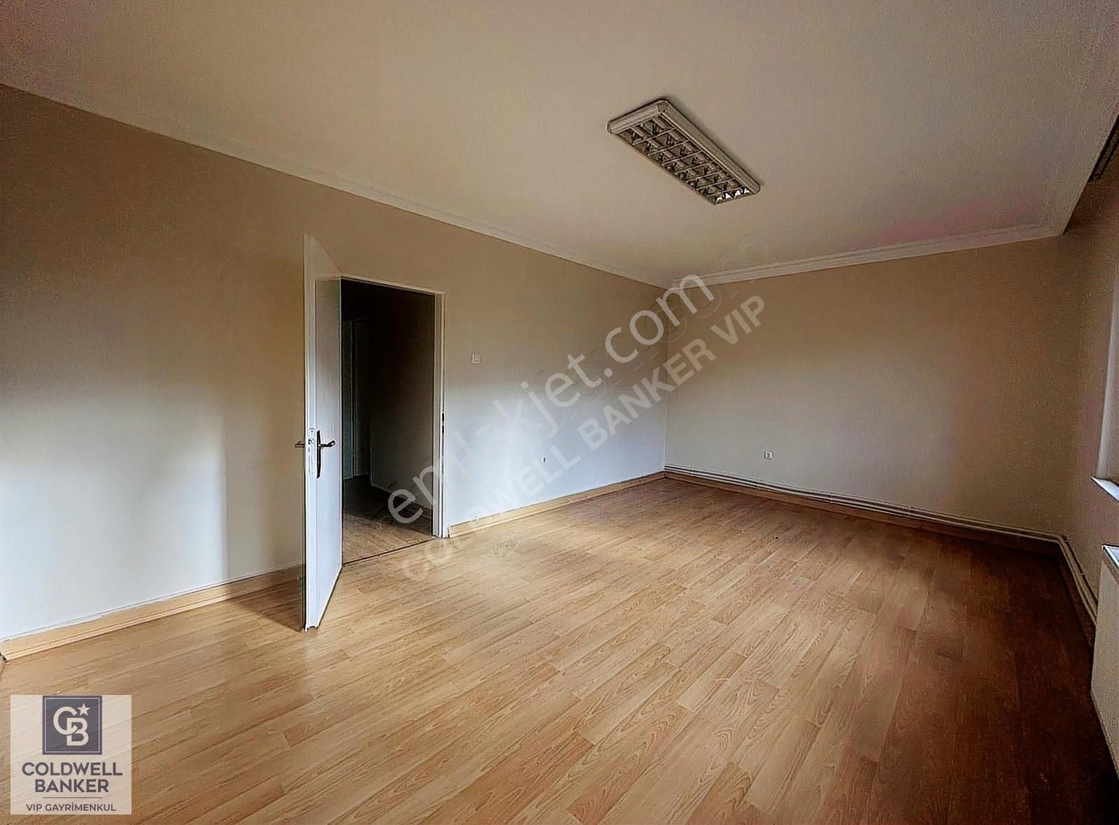 Menekşe-2'de Asansörlü İş Merkezinde Kiralık 2+1 Ofis - Görsel 21